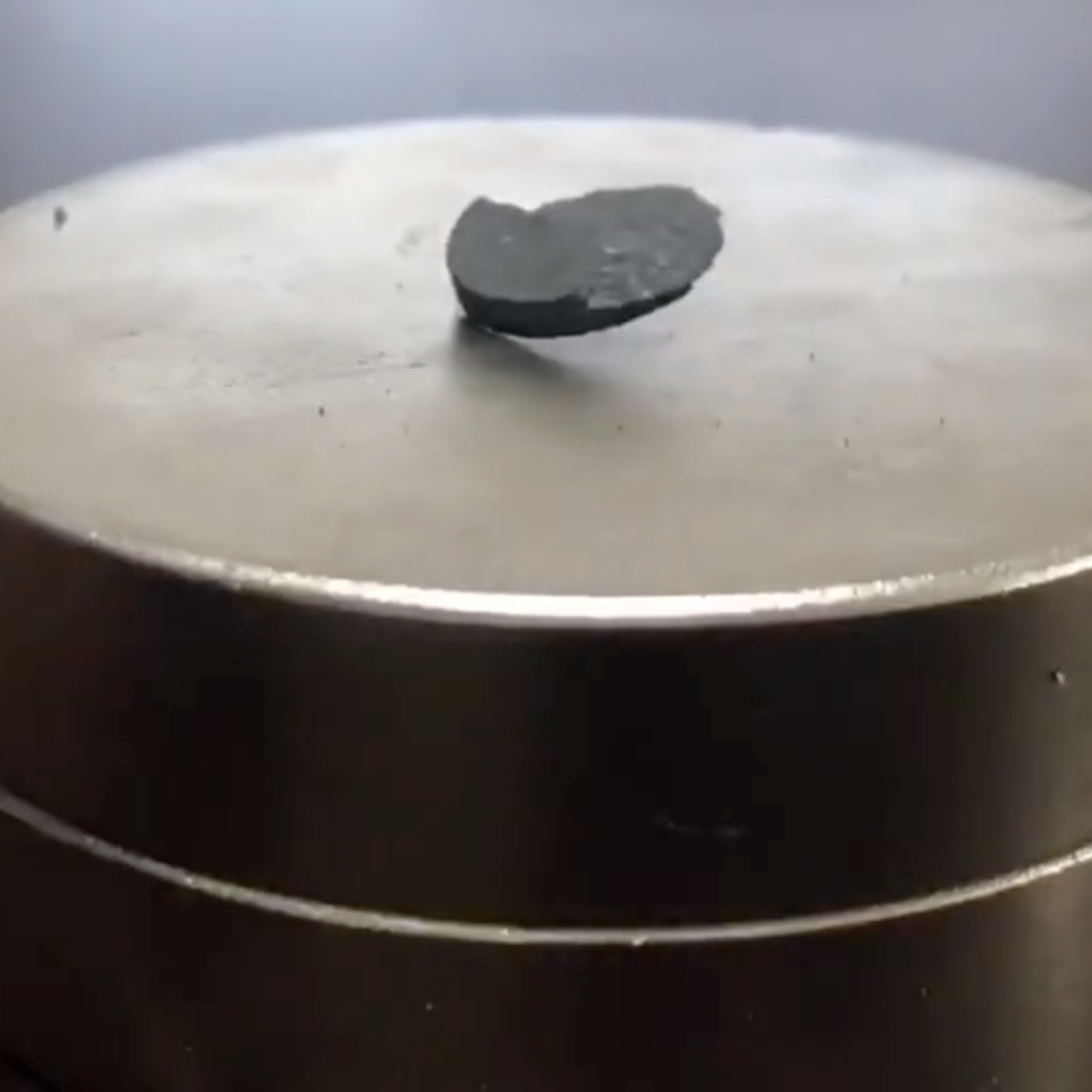 Aparici en Órbita s05e24: ¿Un nuevo superconductor en condiciones ambientales?