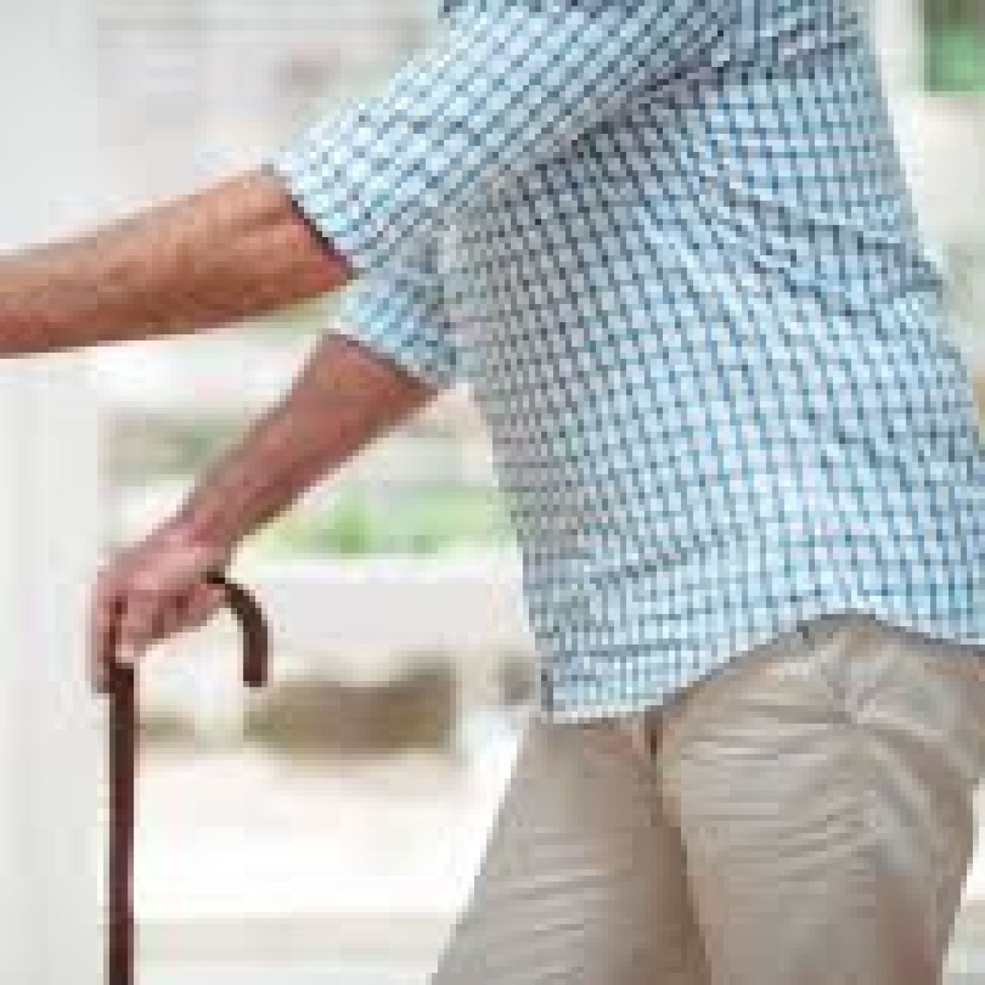 Caídas en adultos mayores: prevención y atención episode artwork