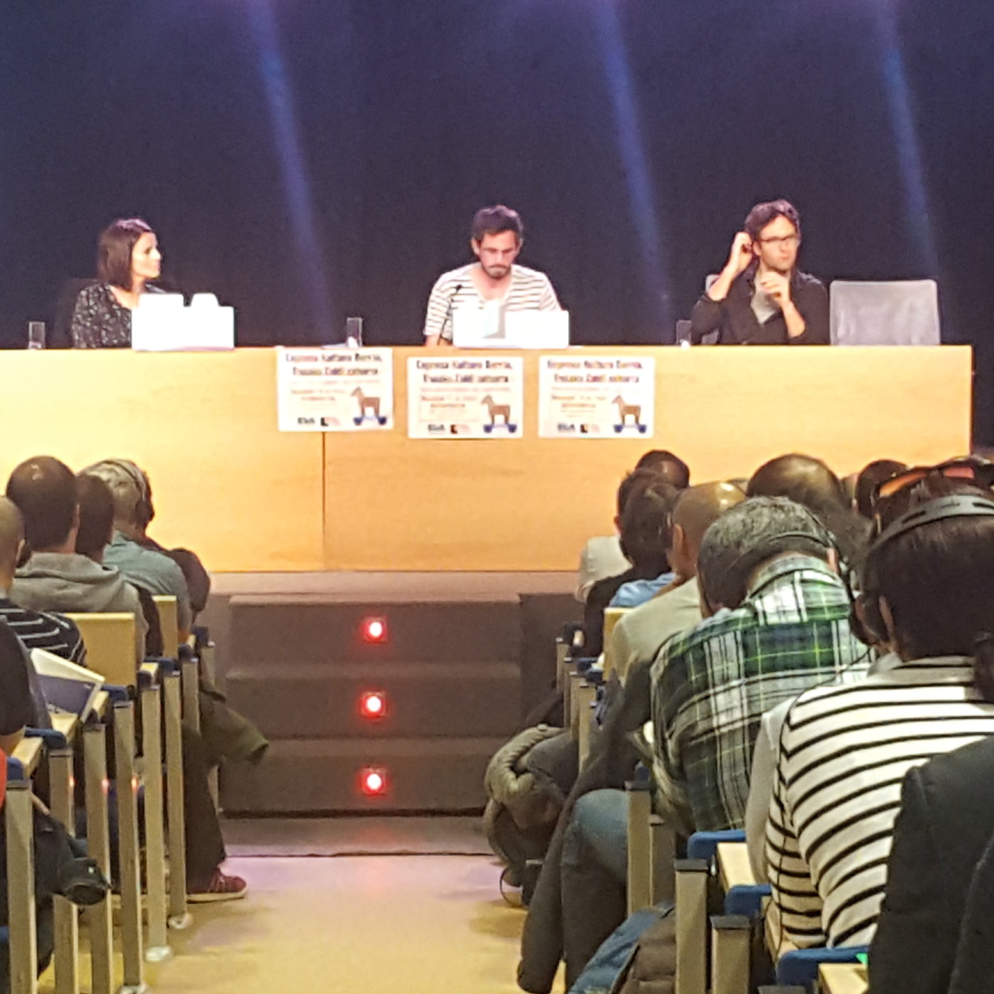 Hitzaldiak-Conferencias