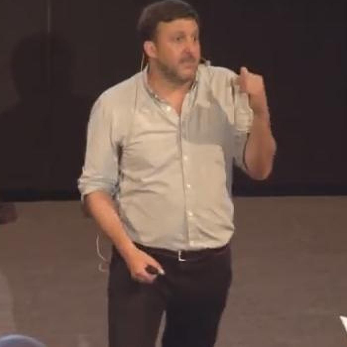 Internet y Nuevos Medios