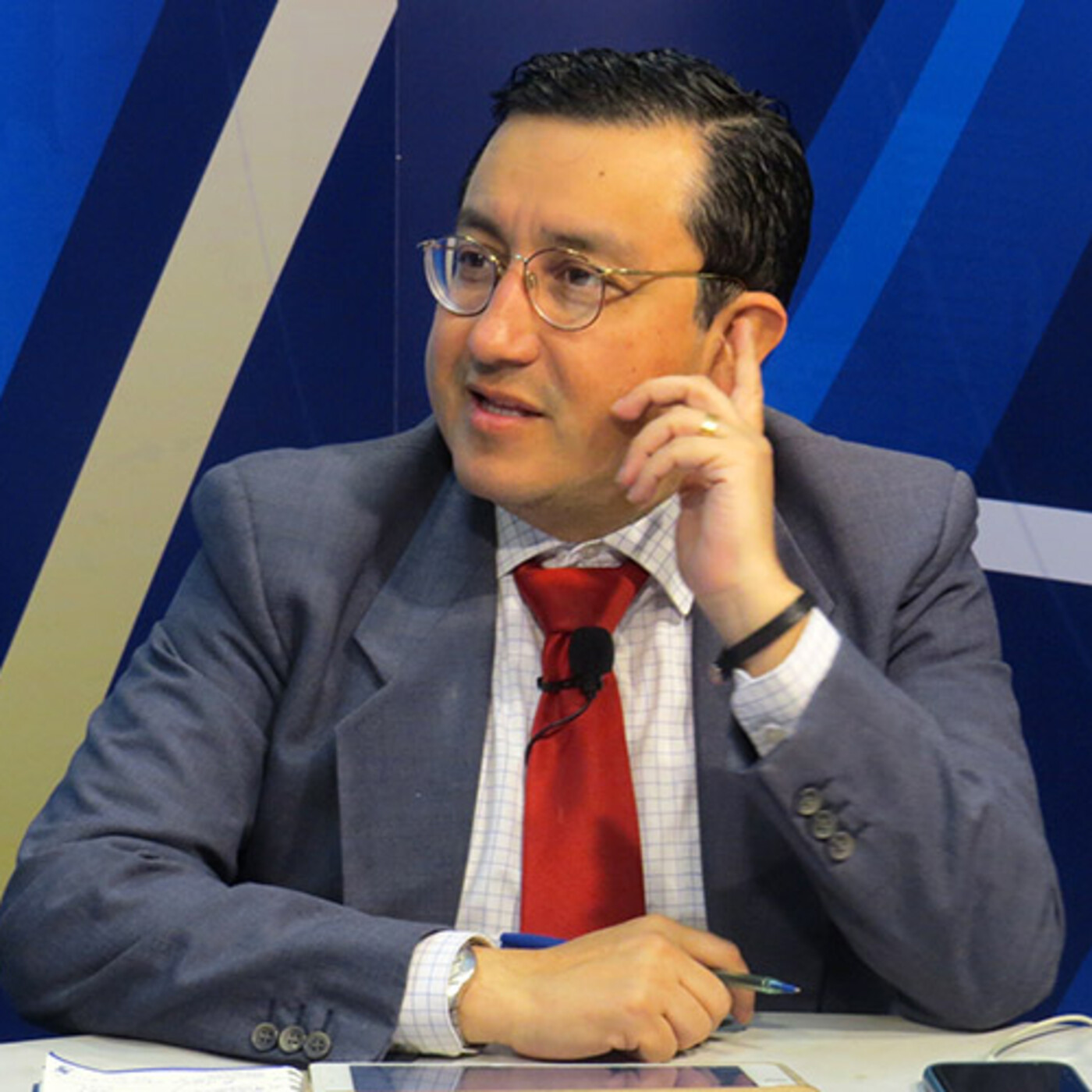 Glatzer Tuesta – Editorial 13 de mayo del 2021 episode artwork