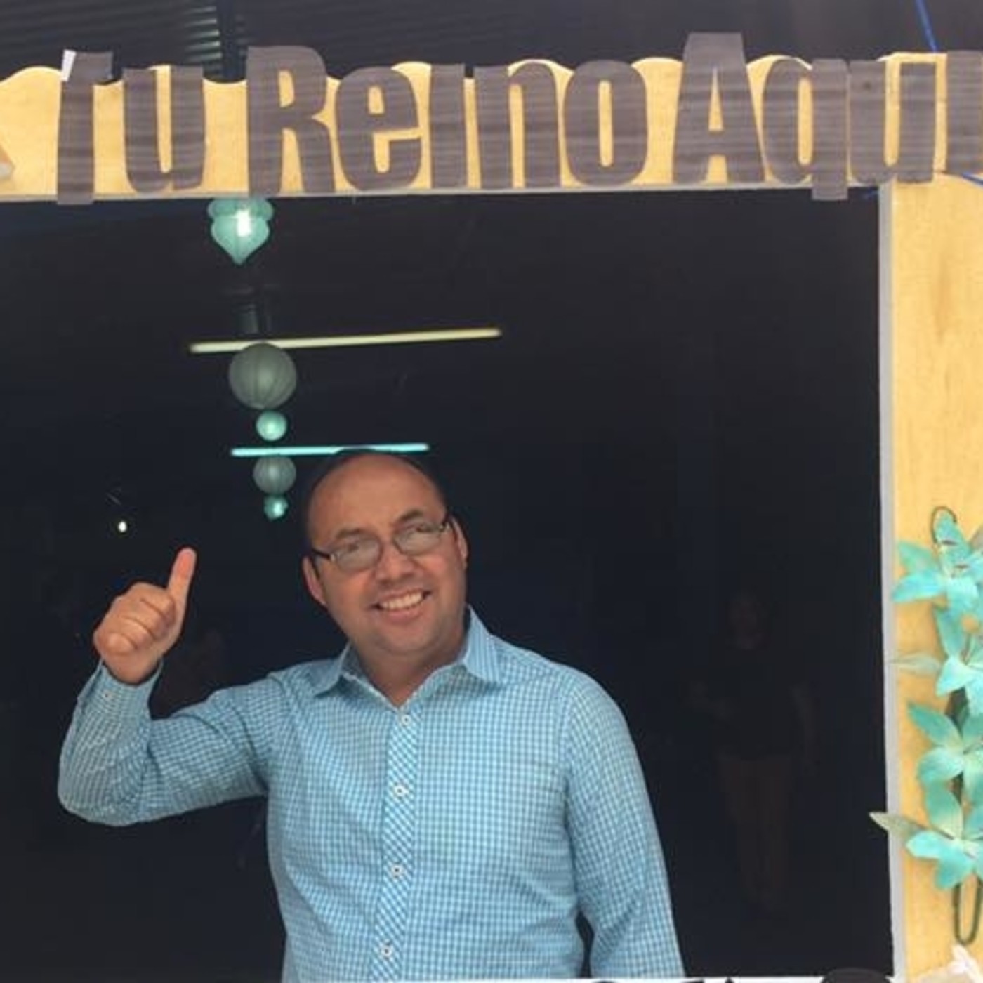 Tu Reino Aquí Uniendo al Cielo con la Tierra