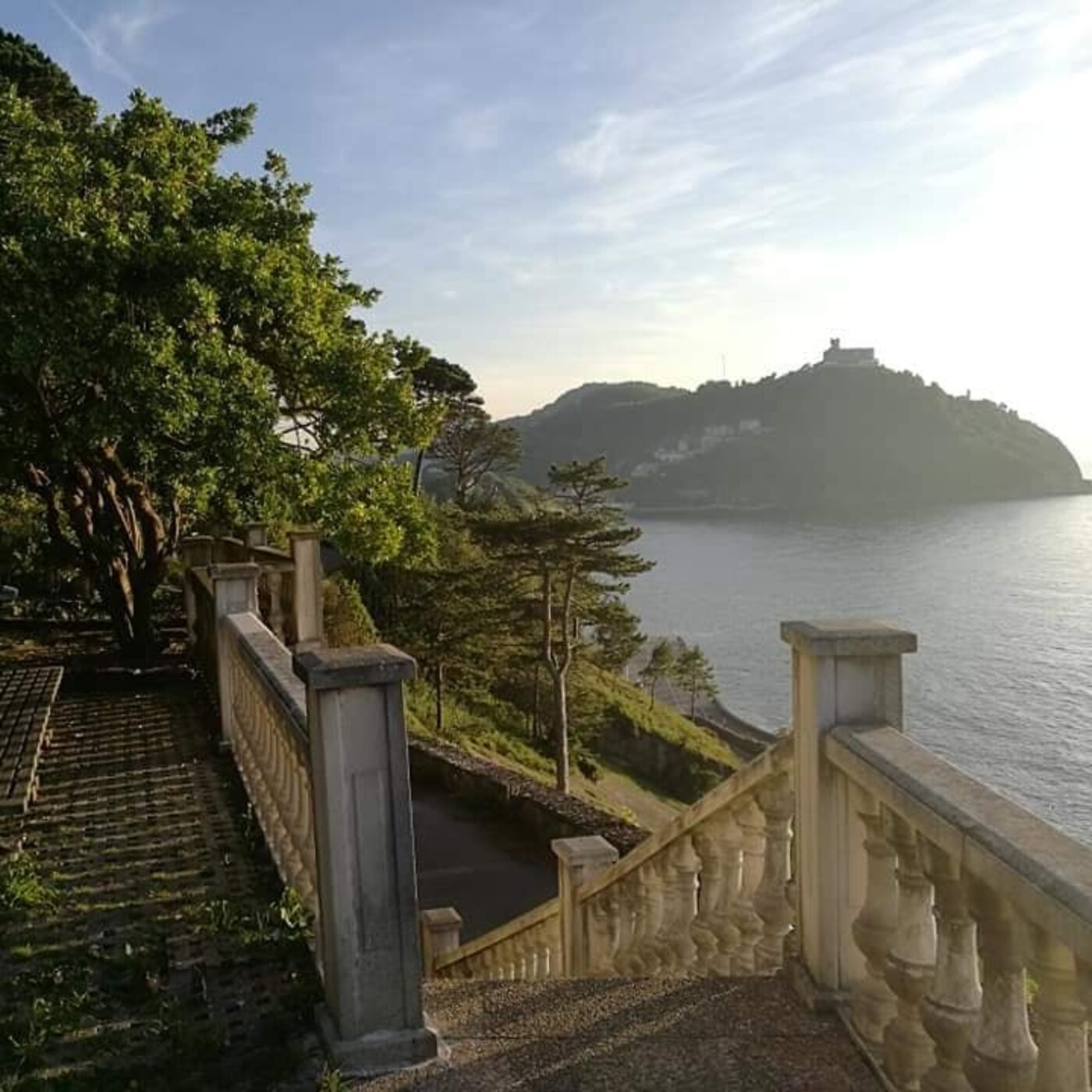 DE DONOSTI AL CIELO, GUÍA DE SAN SEBASTIÁN