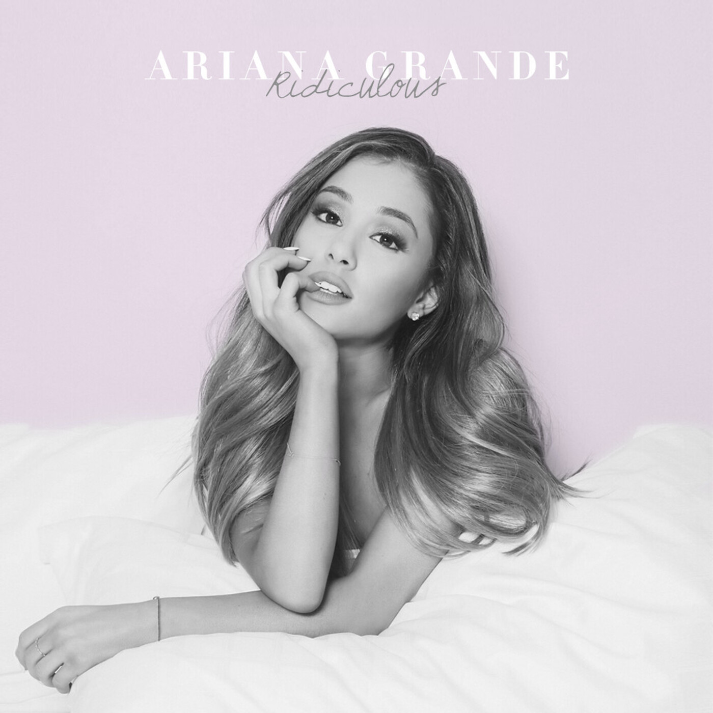 Ariana Grande - Canciones que no están en Spotify