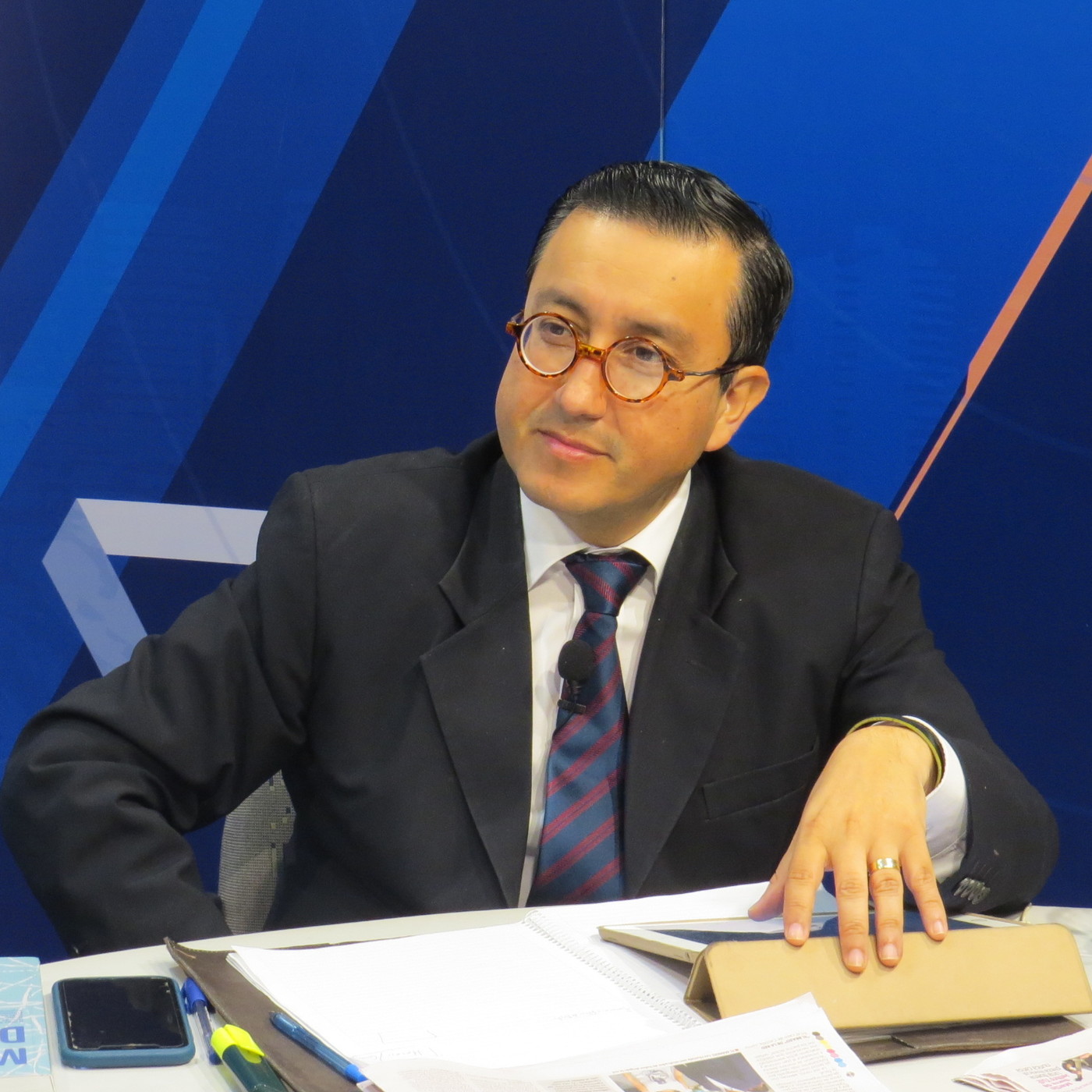 Glatzer Tuesta – Editorial 24 de abril del 2020 episode artwork