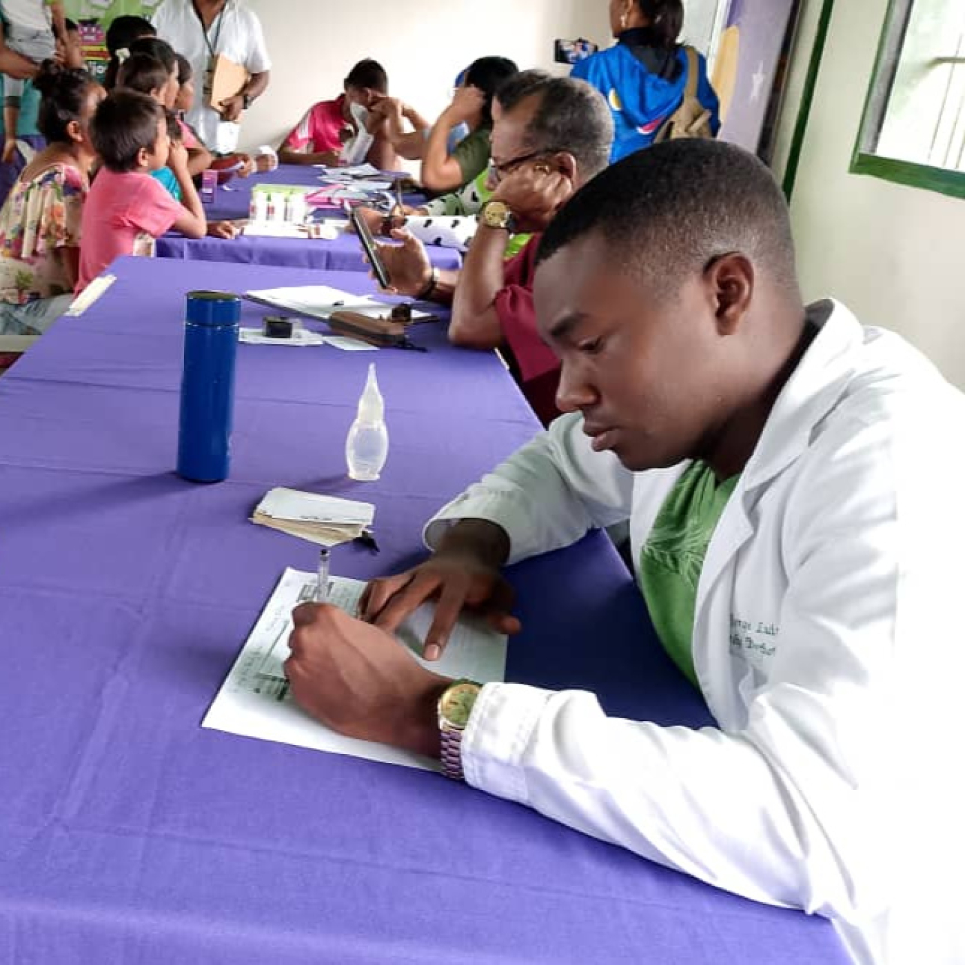 A la orden, la voz de un joven médico desde Amazonas