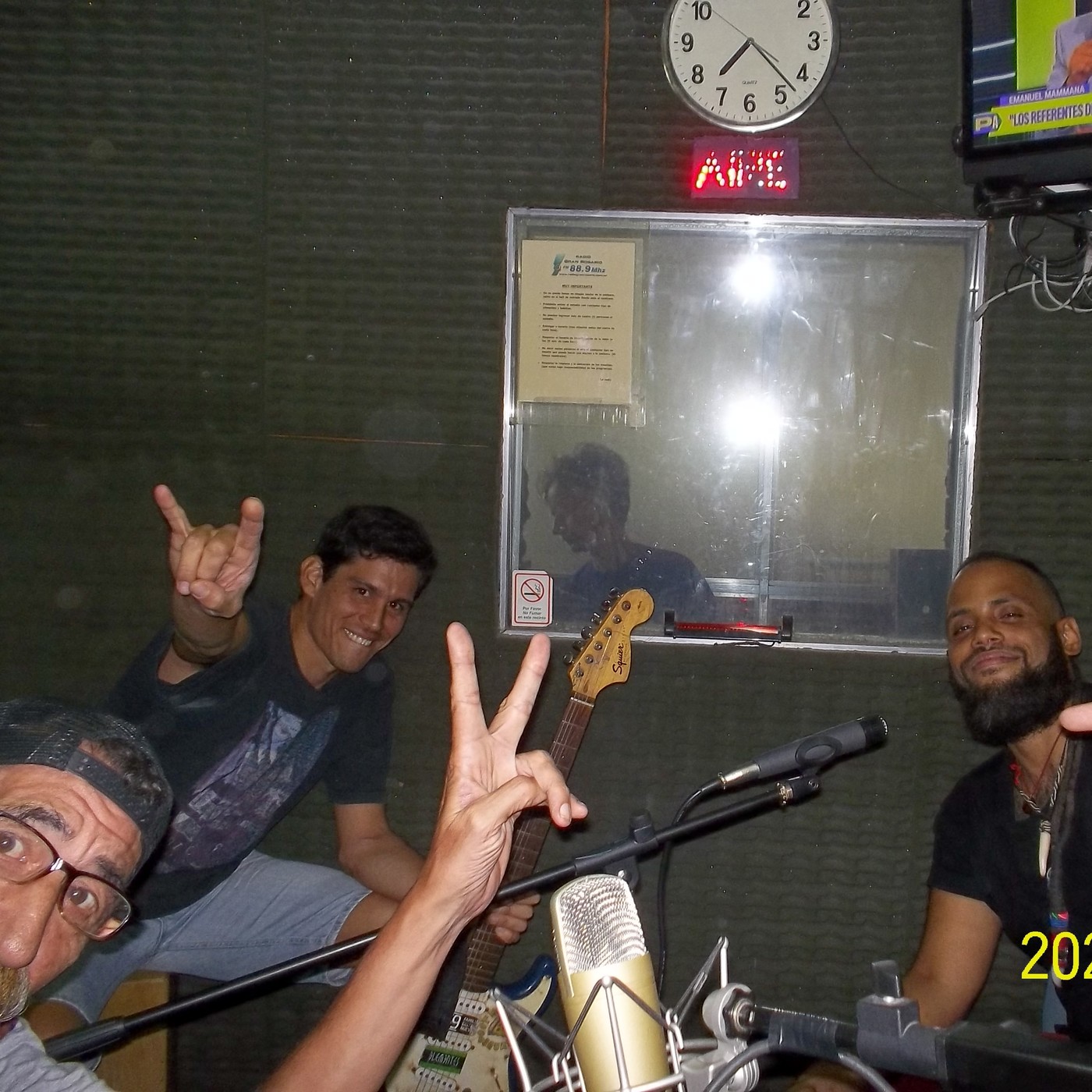 el cortito radio