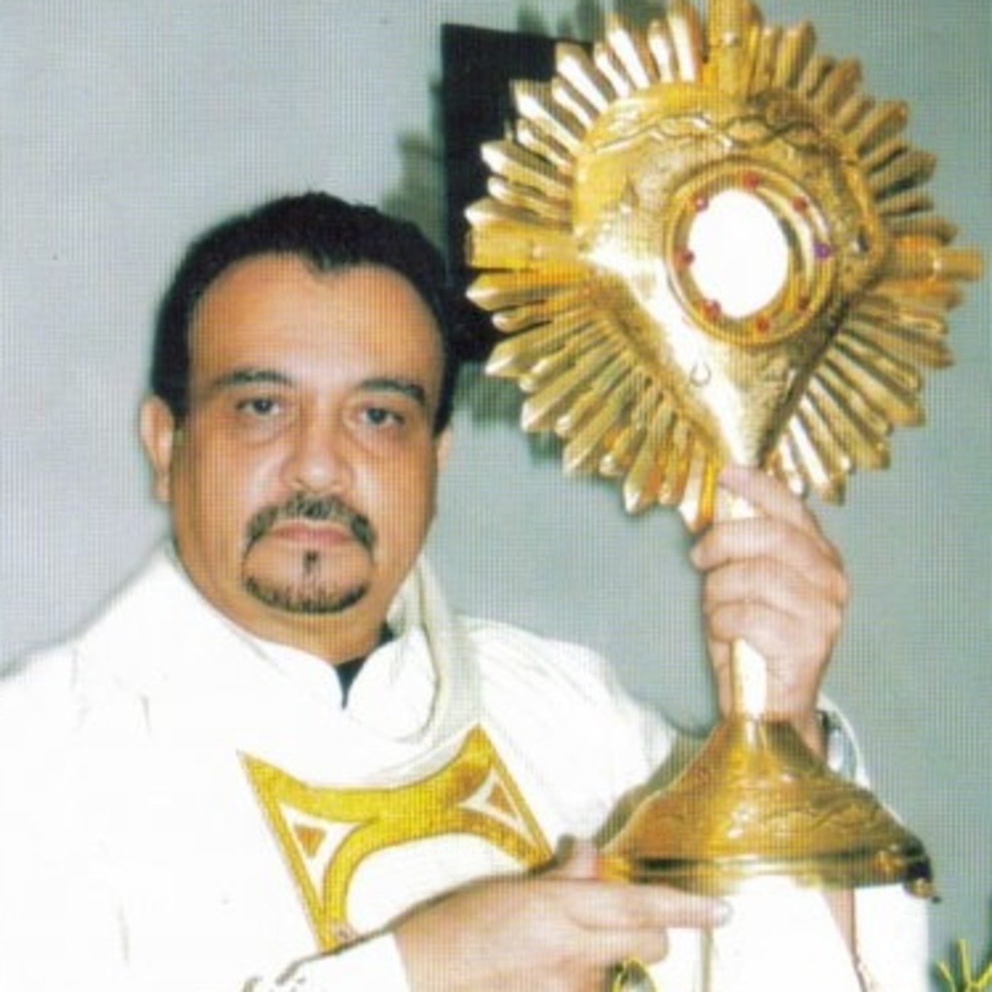 Rosario de Liberaciòn, Padre Moisès Làrraga