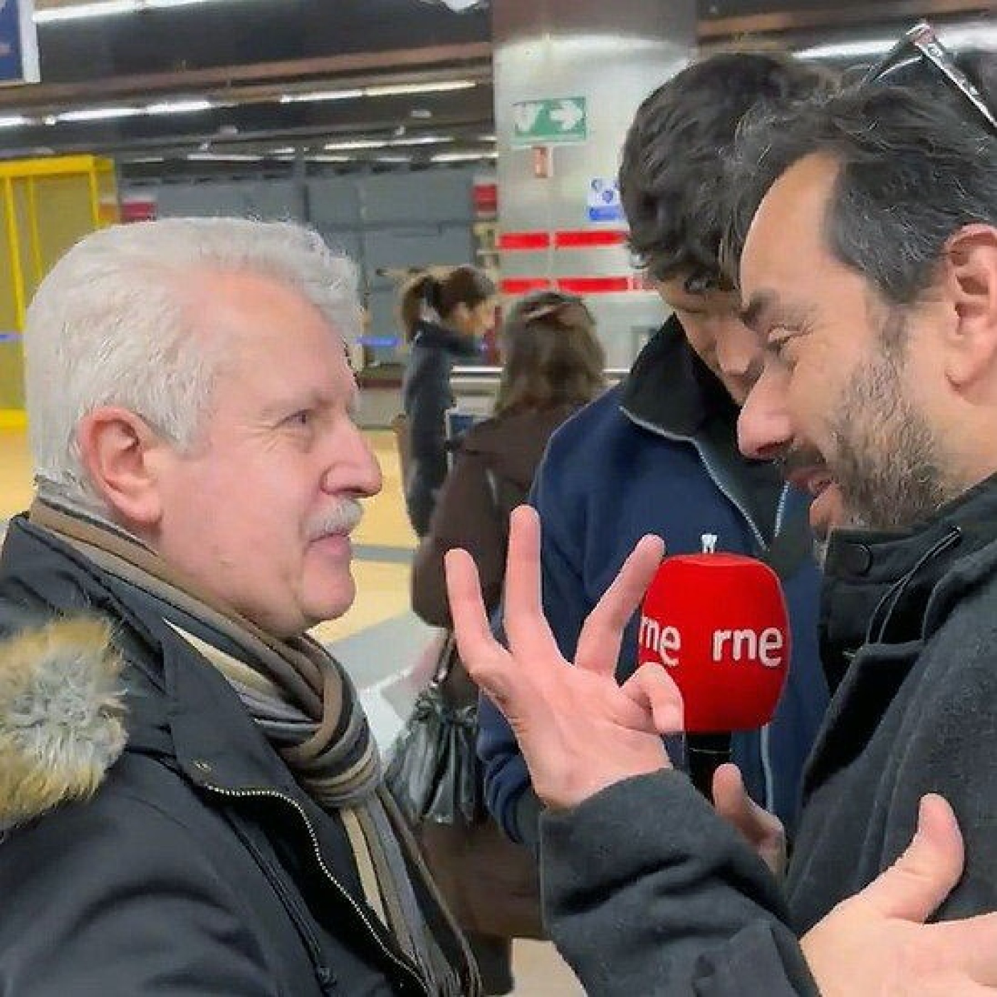 "MEDIODÍA RNE", VIAJE EN METRO EN EL DÍA MUNDIAL DE LA RADIO 134.02.2026