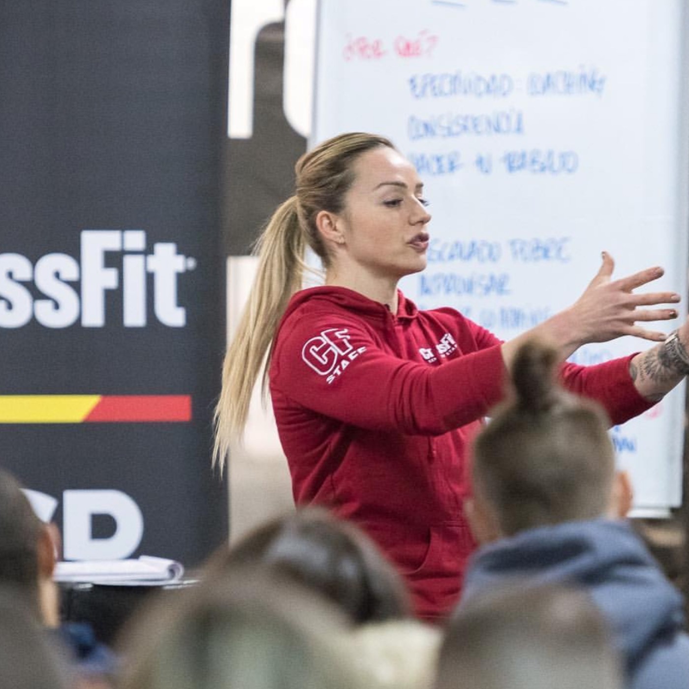 NAT DÍEZ (033) Dirigiendo CrossFit España