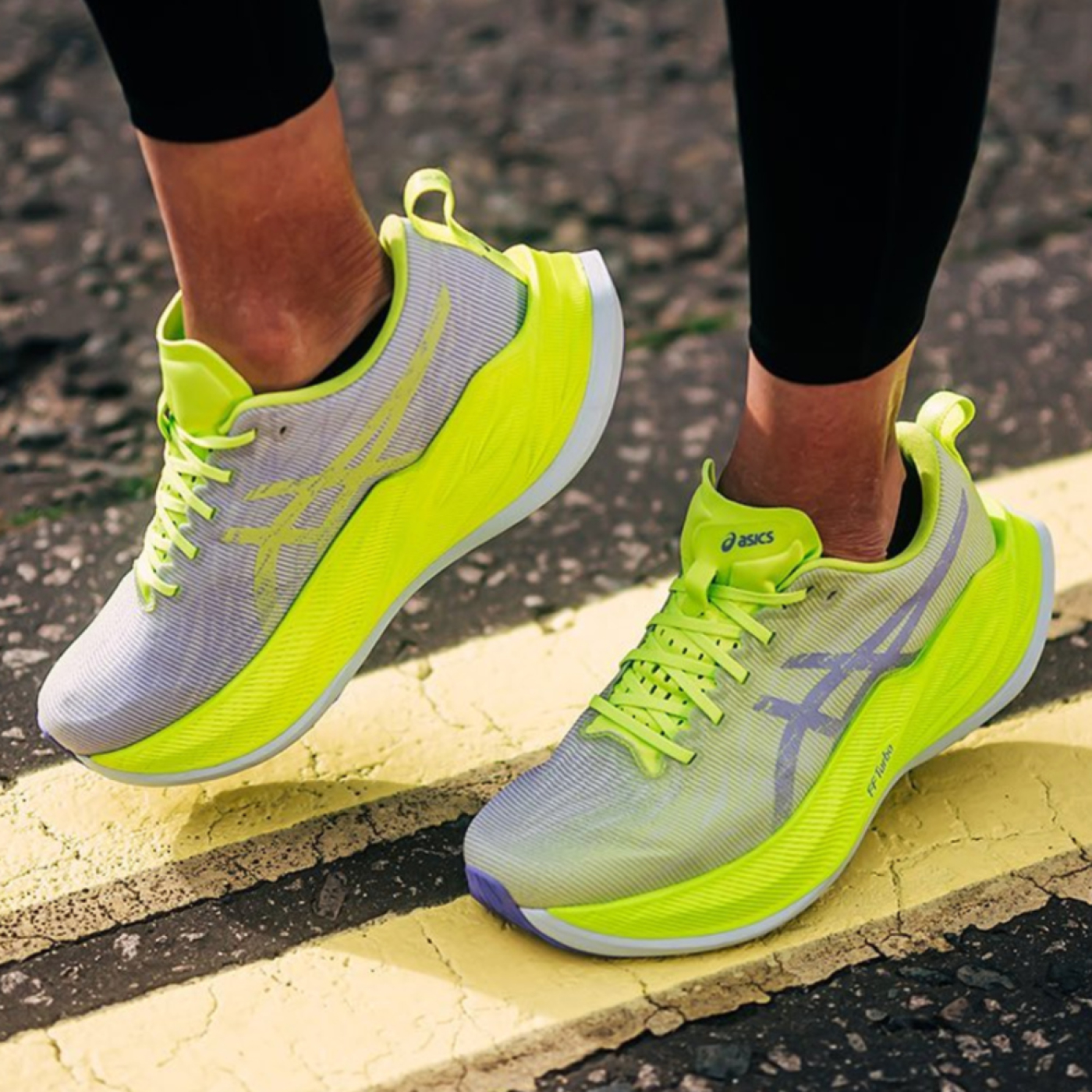 Acento Runner