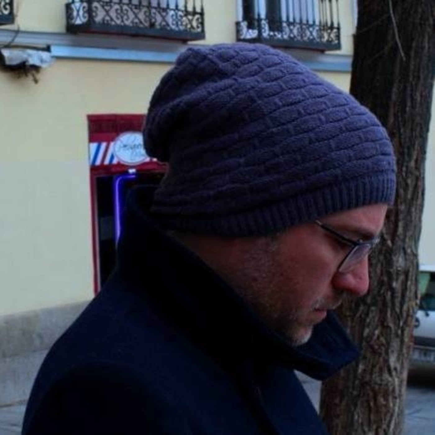 El Tonto Solemne (secciones)