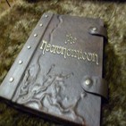 El Abrazo del Oso - Descubriendo el Necronomicón y a H.P. Lovecraft