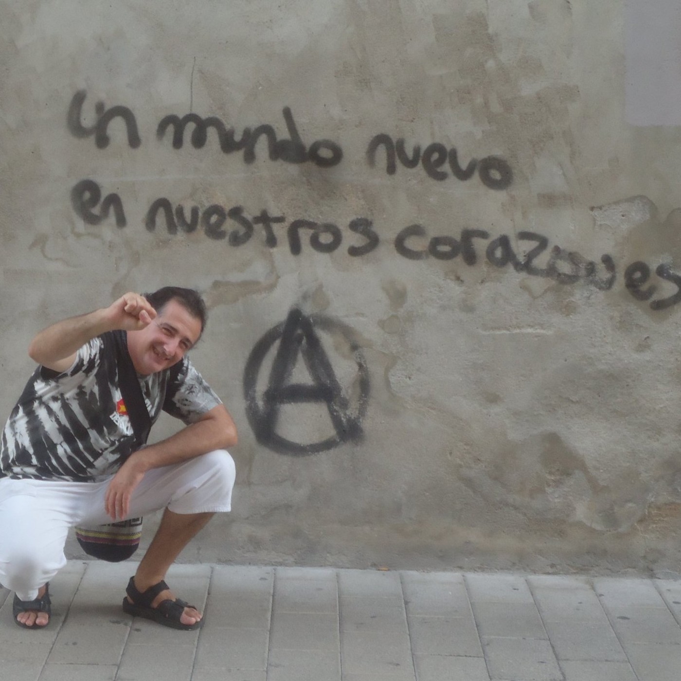 Básicamente Precarias Espacio Radiofónico