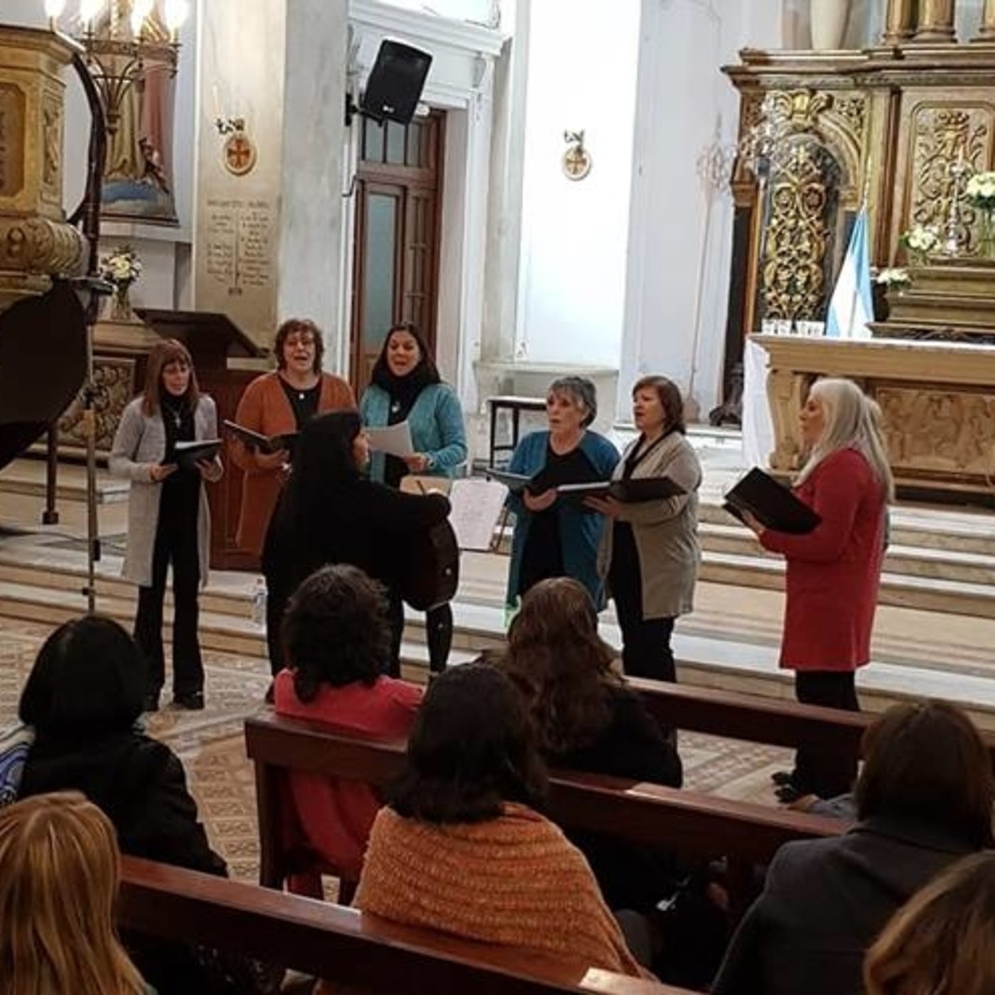 VIVO CON LOS COROS