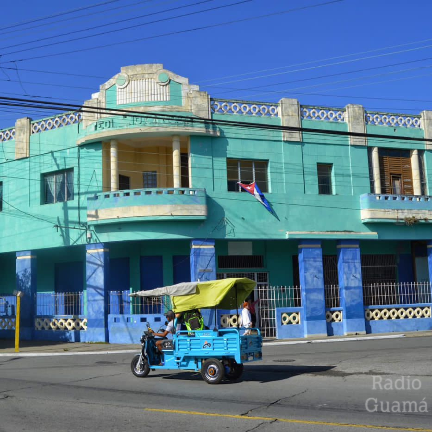 Licencias temporales para triciclos eléctricos privados: alternativa ante la crisis energética