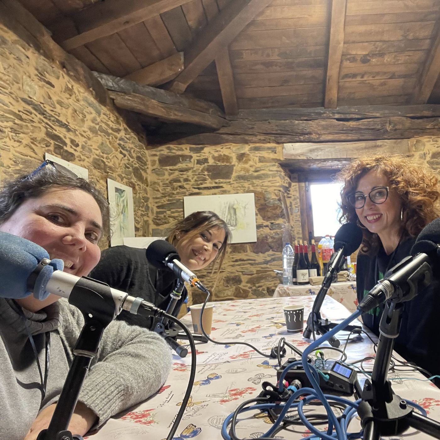 Póker de raíñas: @ConchiLillo, @farmagemma e @tvaldessolis episode artwork