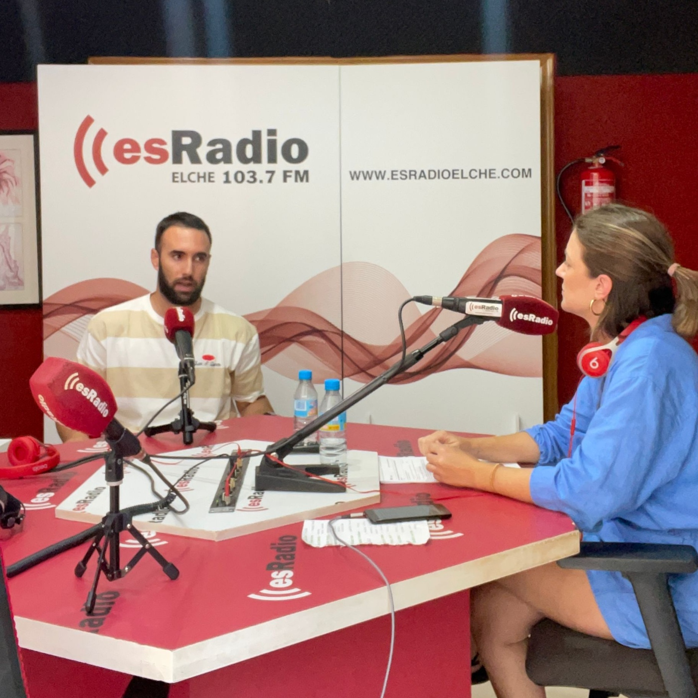 "Dedicarte profesionalmente a un deporte es complicado pero hay que compaginarlo con la formación y los proyectos". episode artwork
