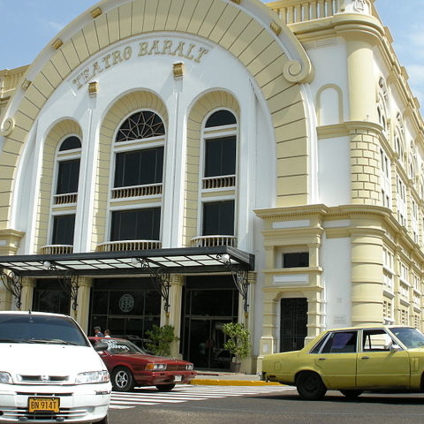 PROGRAMAS EN MODO UCAB