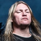 Reed Mullin de Corrosion of Conformity en Todos Tus Muertos