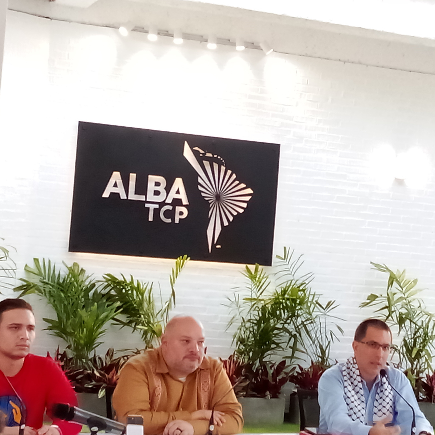 Realizan en Venezuela reunión preparatoria para fundar el Consejo de Movimientos Sociales del ALBA-TCP