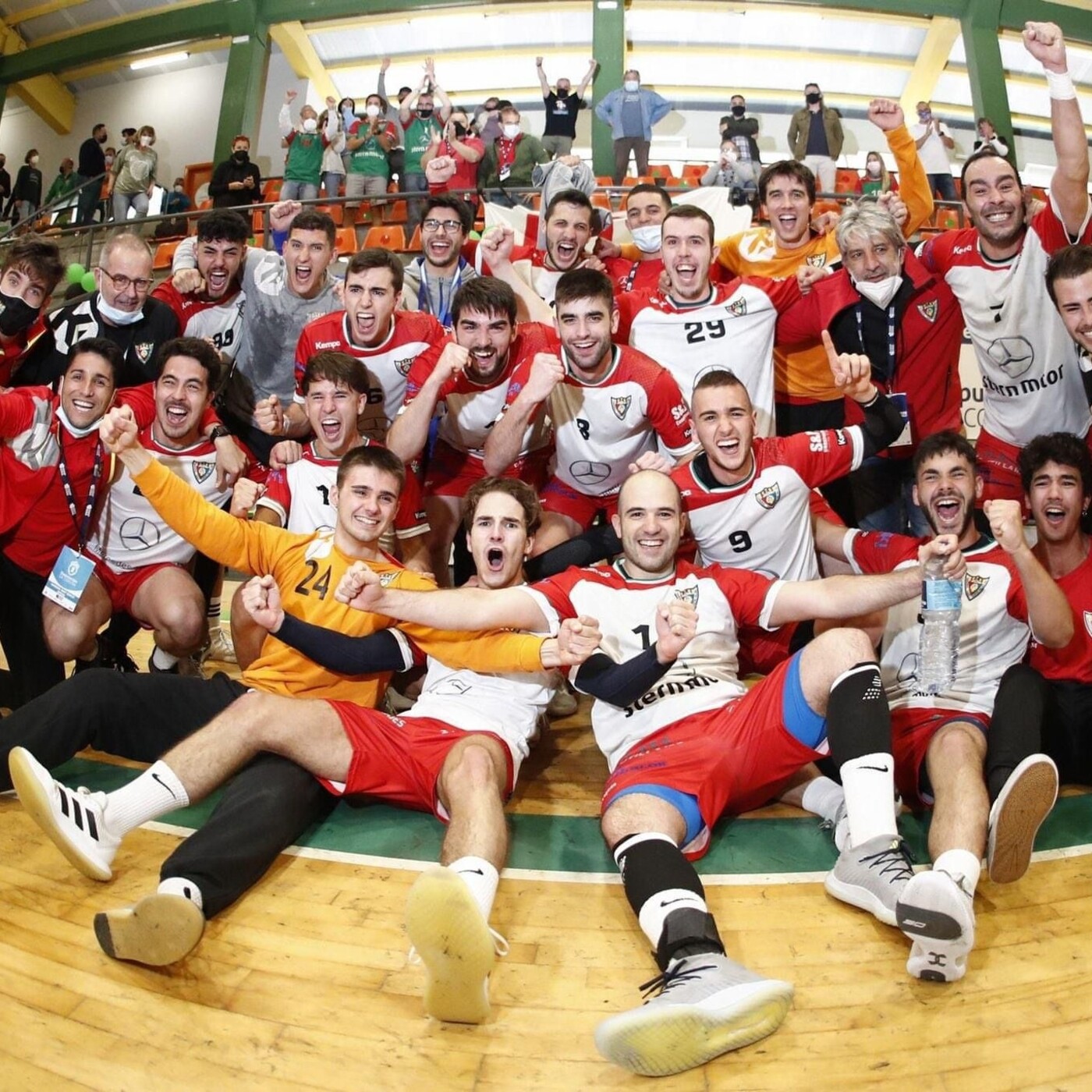 Entrevista con Oriol Fernández, capitán del Handbol Sant Quirze, en A LA MADERA
