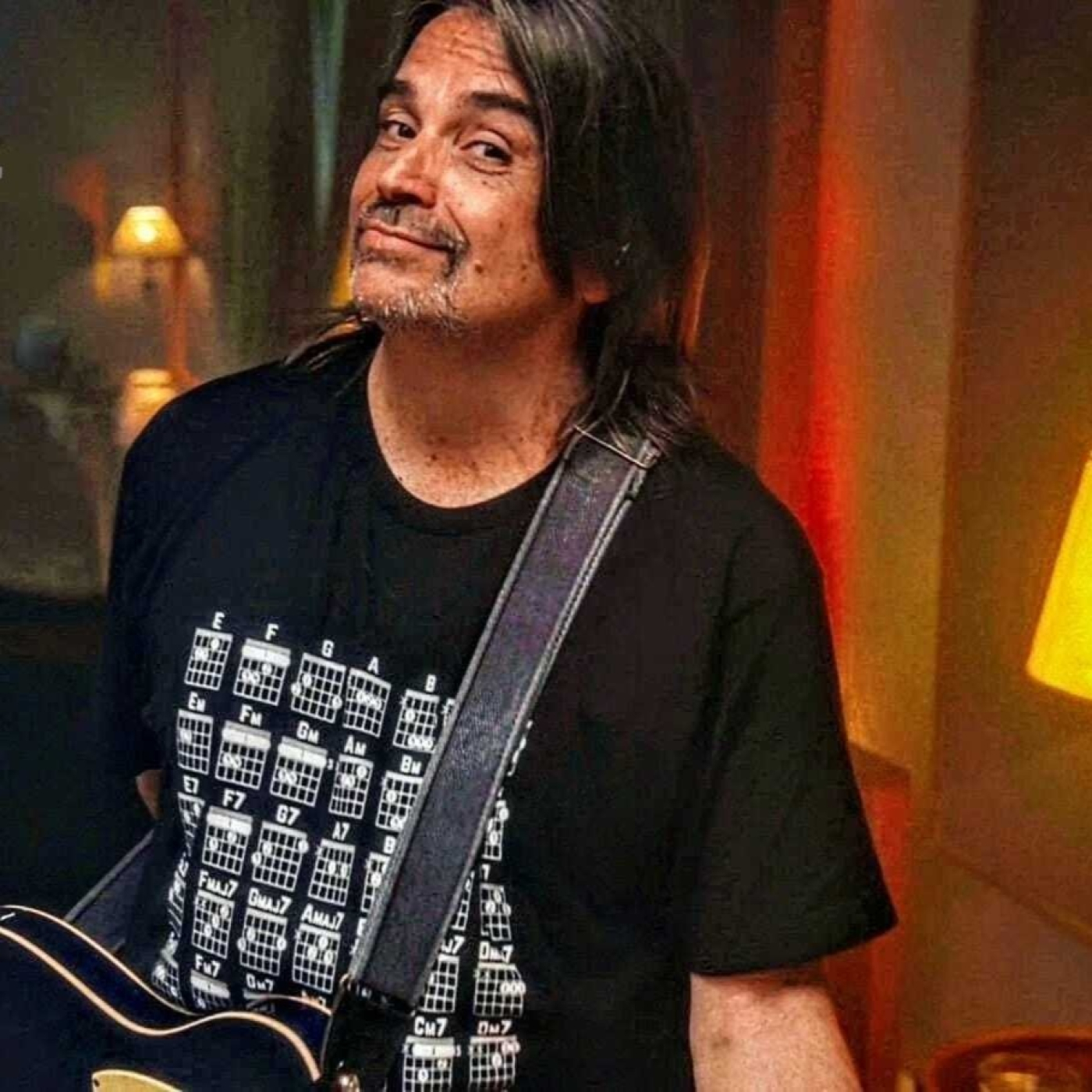 Es Rosario: Análisis musical de la canción junto a su autor Fabián Gallardo episode artwork