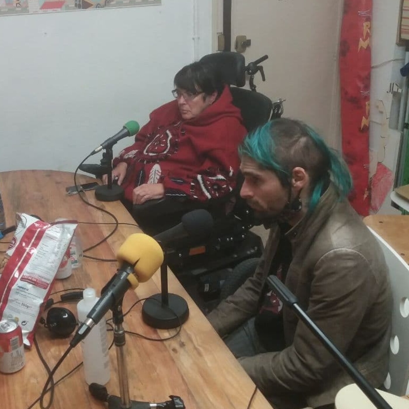 Dones Lliures