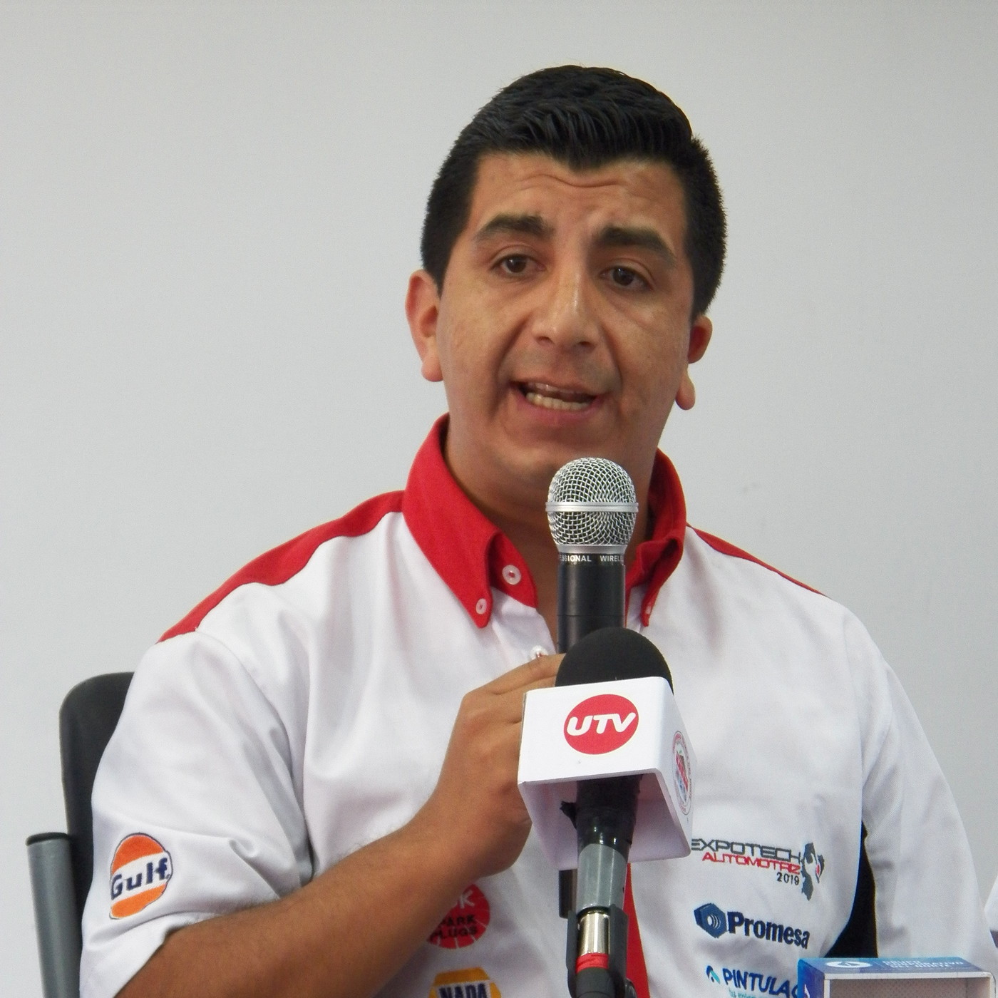 ENTREVISTAS Y GRABACIONES