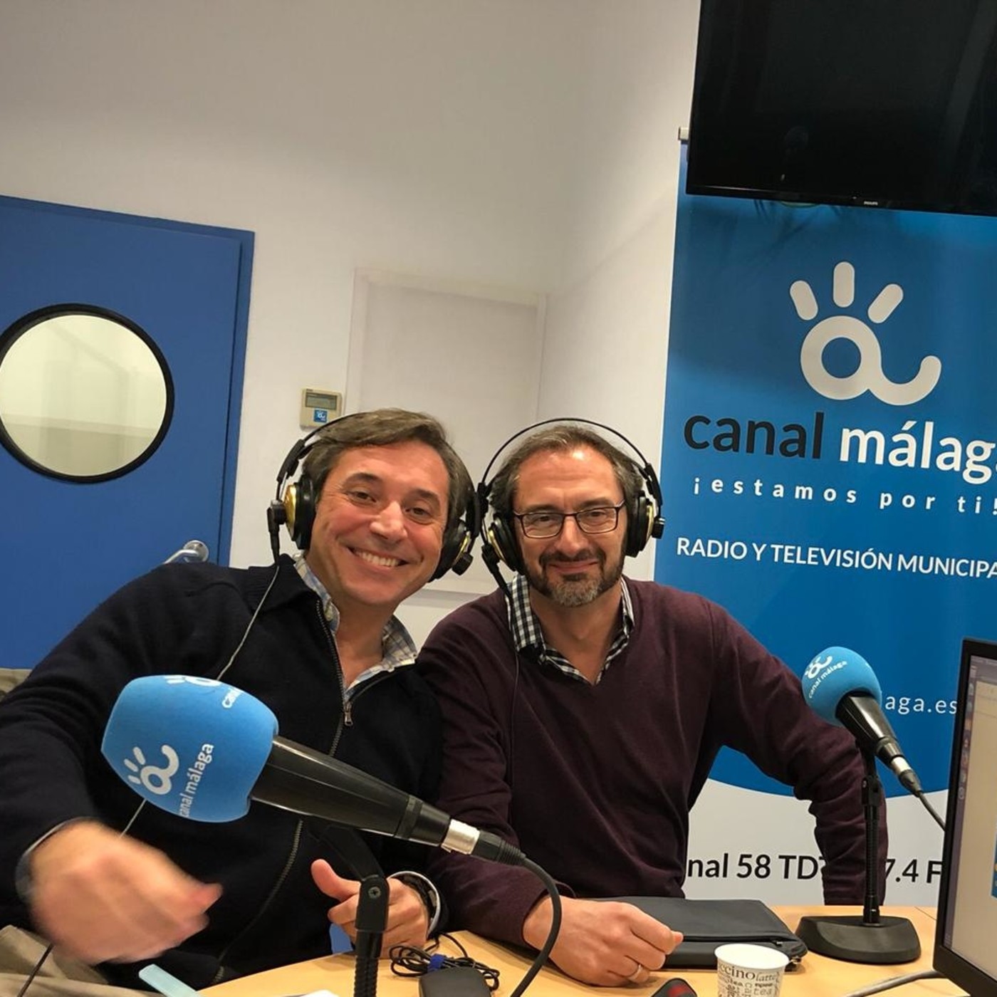 Miradas Divergentes Radio
