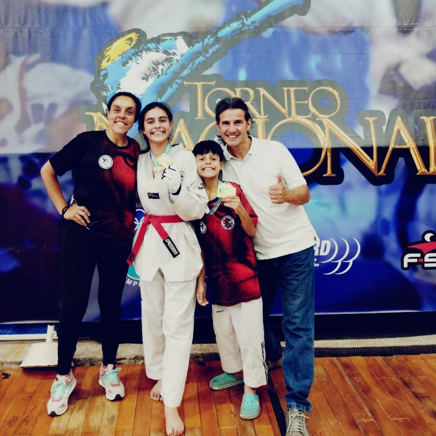 Dario Bernasconi y María Laura Pereyra (Maestros de Escuela Centro de Taekwondo Social) La Picadita de los Sábados