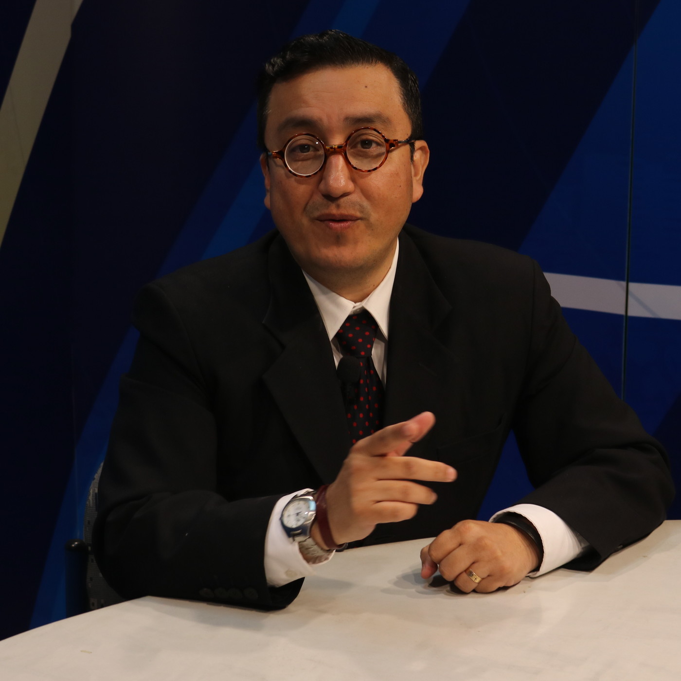Glatzer Tuesta – Editorial 20 de abril del 2020 episode artwork
