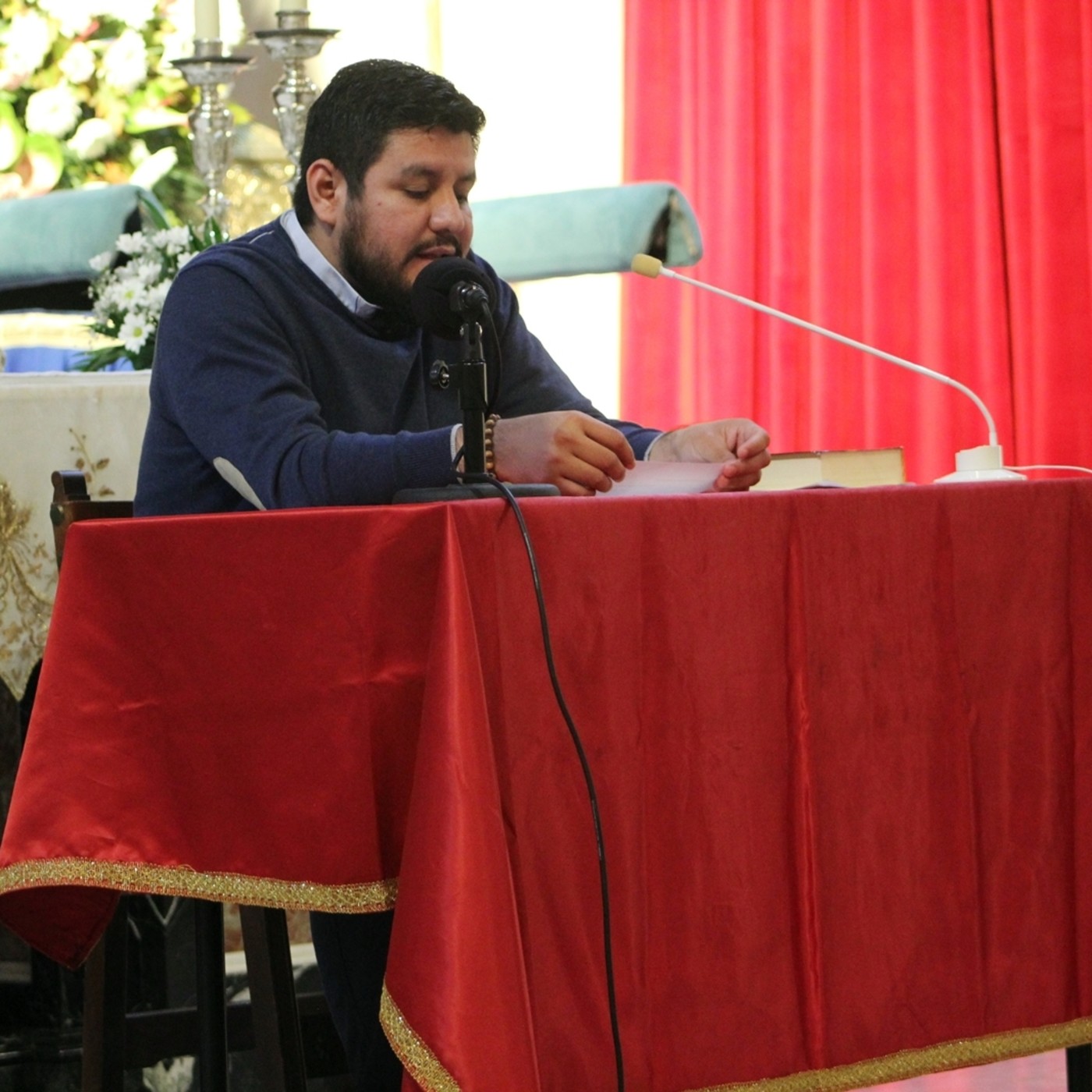 Entrevistas, reflexiones y programas especiales