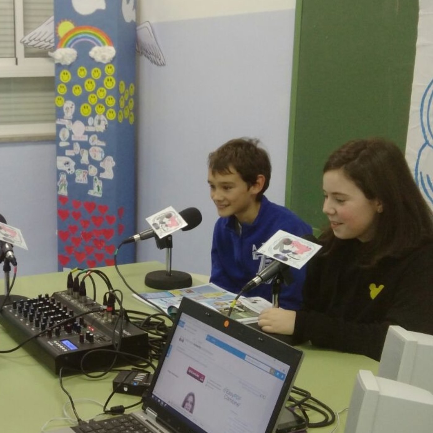 JzRADIO (PROYECTO DE RADIO ESCOLAR