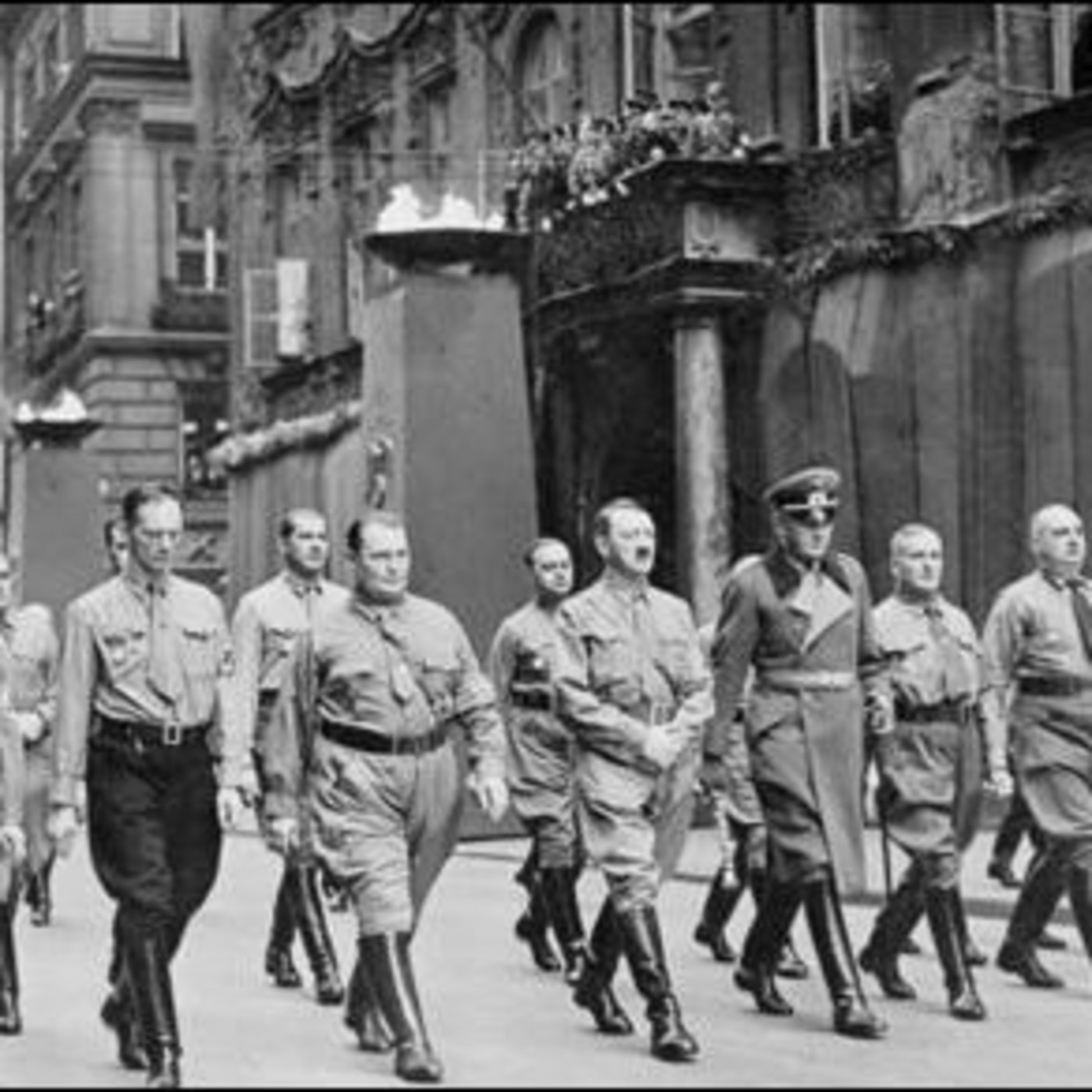 El diabólico círculo de Hitler: 2- Reorganización episode artwork
