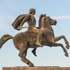 ENIGMAS DE LA HISTORIA: Muerte y tumba de Alejandro Magno, perfumes egipcios, Leona de Castilla