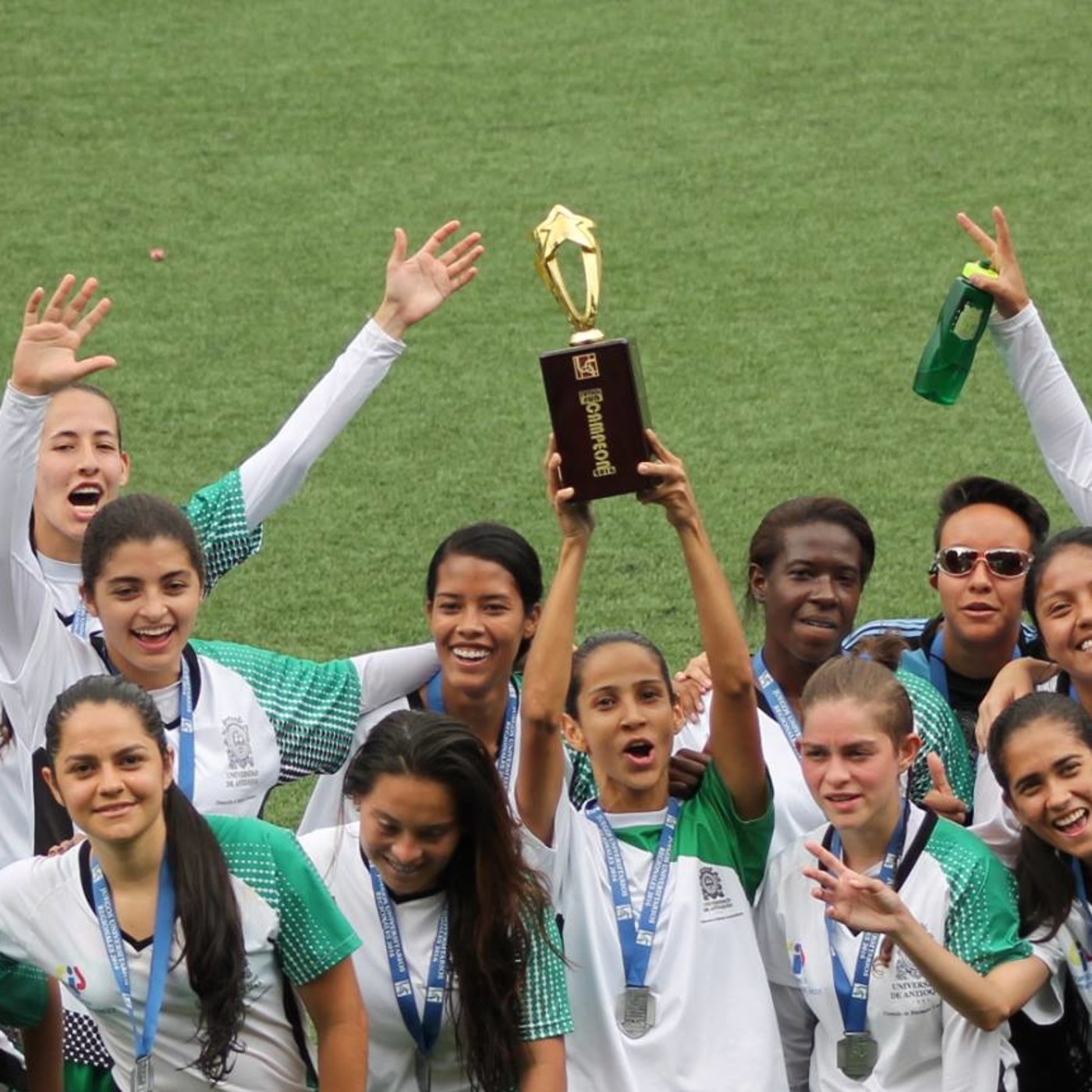 GOLES UDEA NARRADOS POR CAMILO GRAJALES FOX