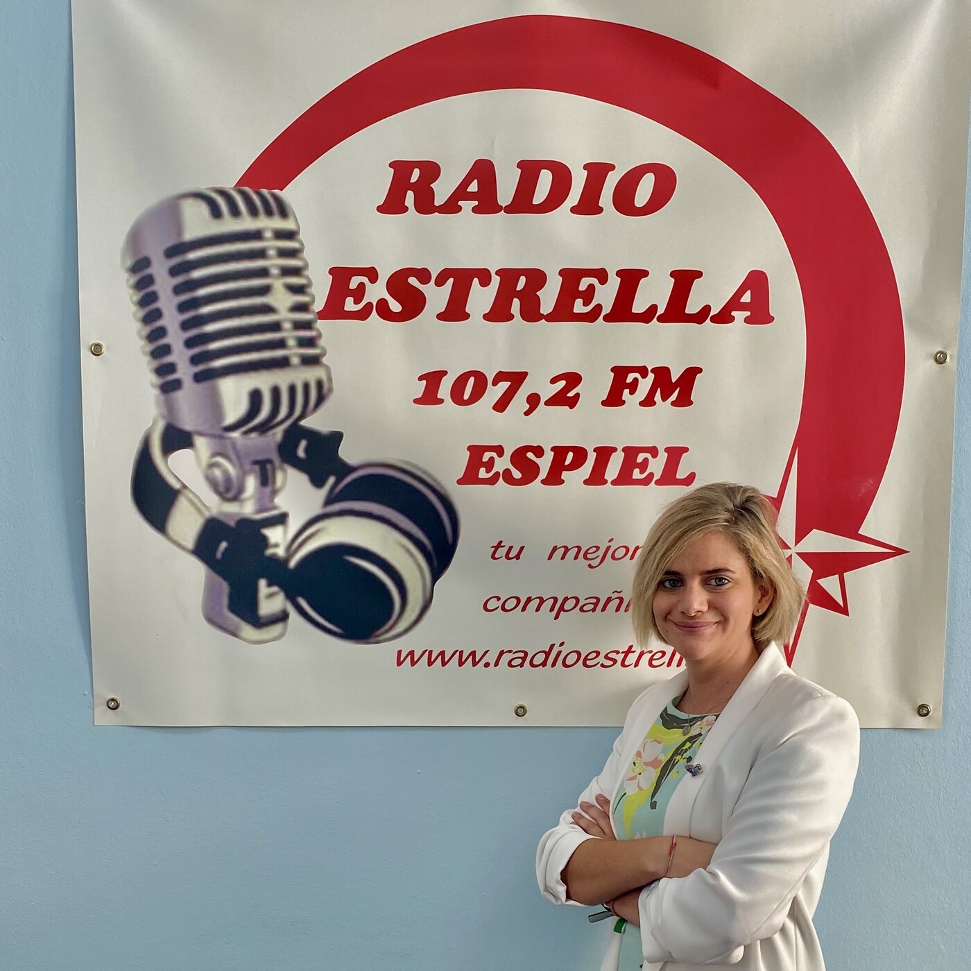 Radio Estrella 107.2 FM)