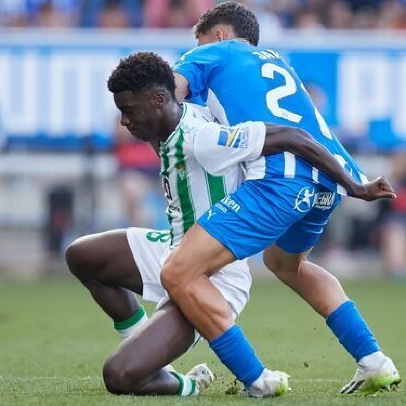 En Corto y al pie. Tu podcast sobre el Alaves