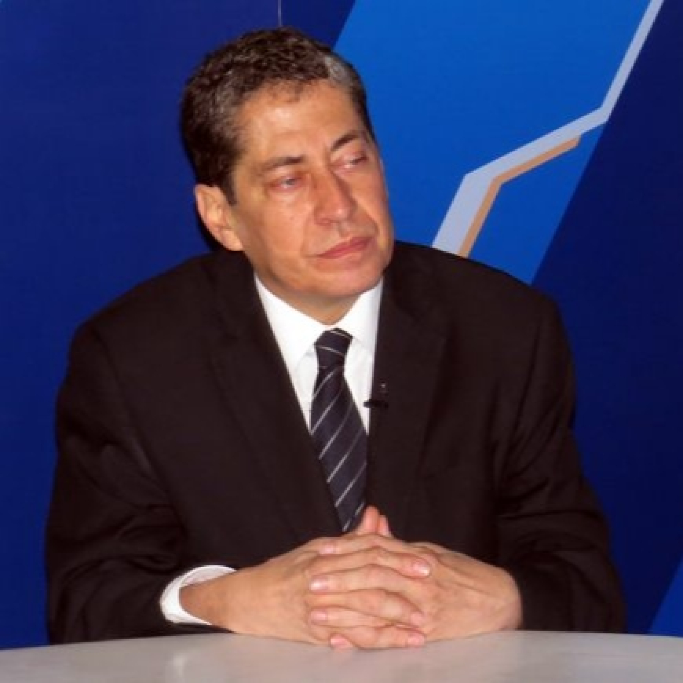 Eloy Espinosa-Saldaña en No Hay Derecho con Glatzer Tuesta [22-11-2022] episode artwork