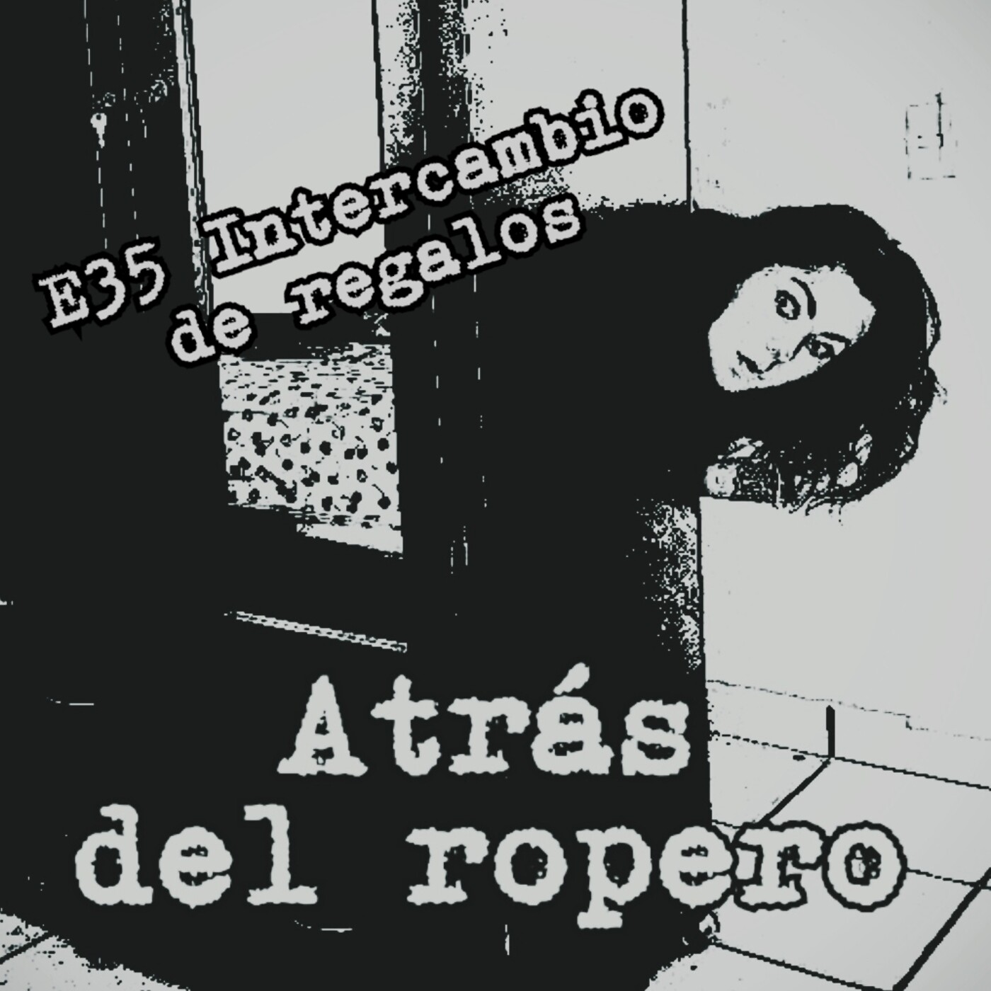 Atrás del ropero