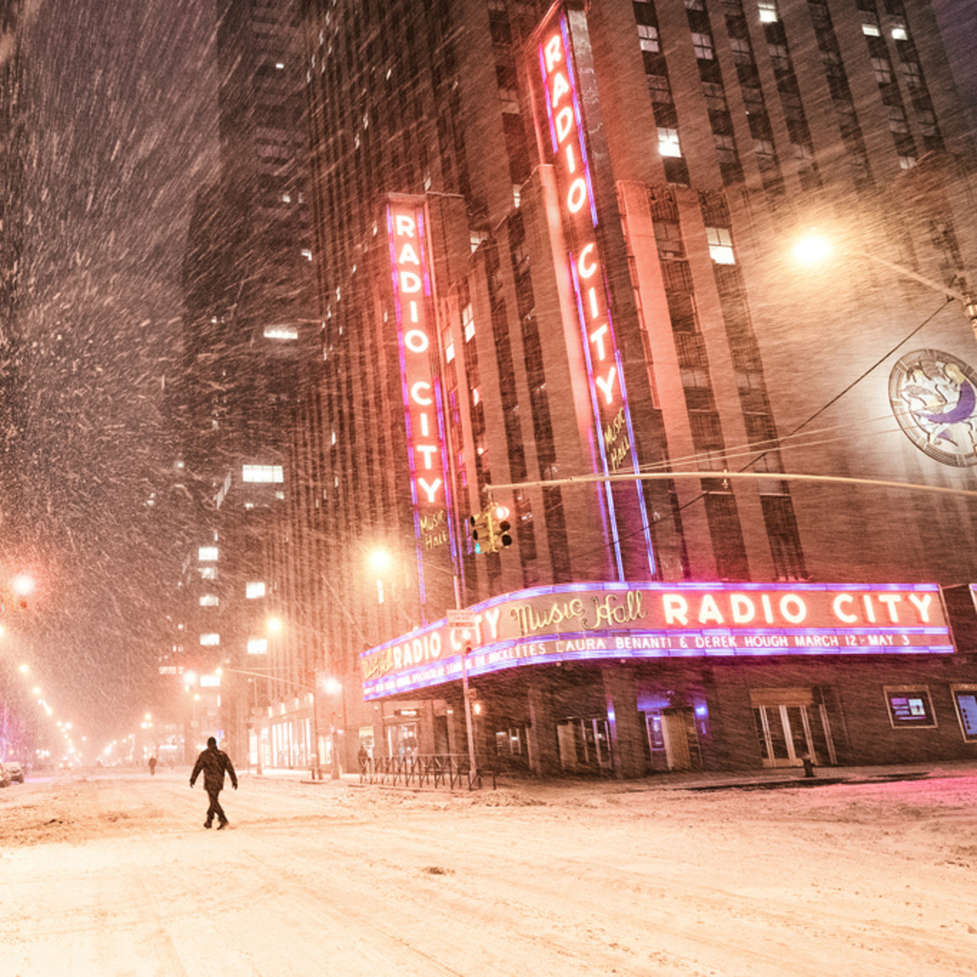 Algo pasa con Miguel