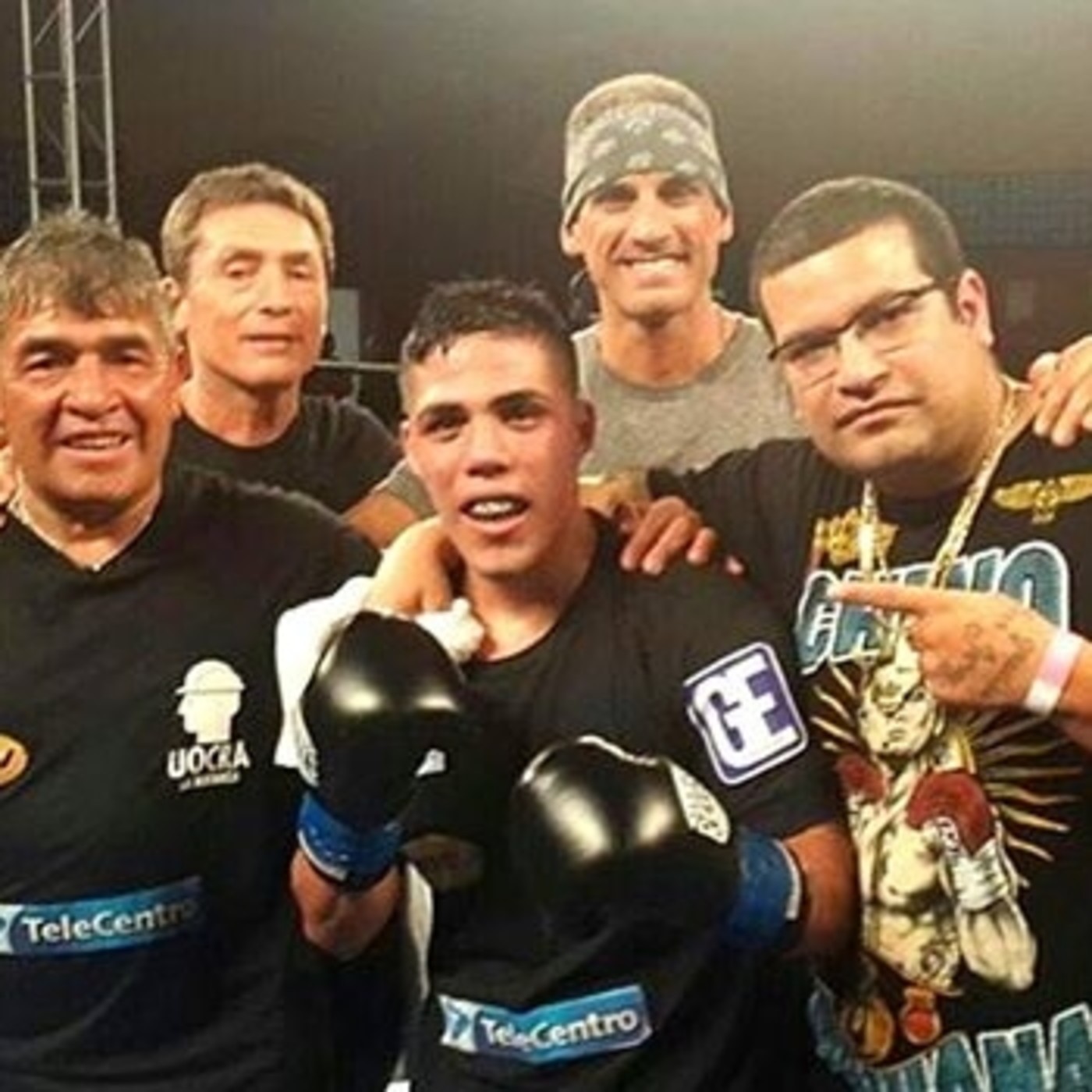 Ring Side en el aire