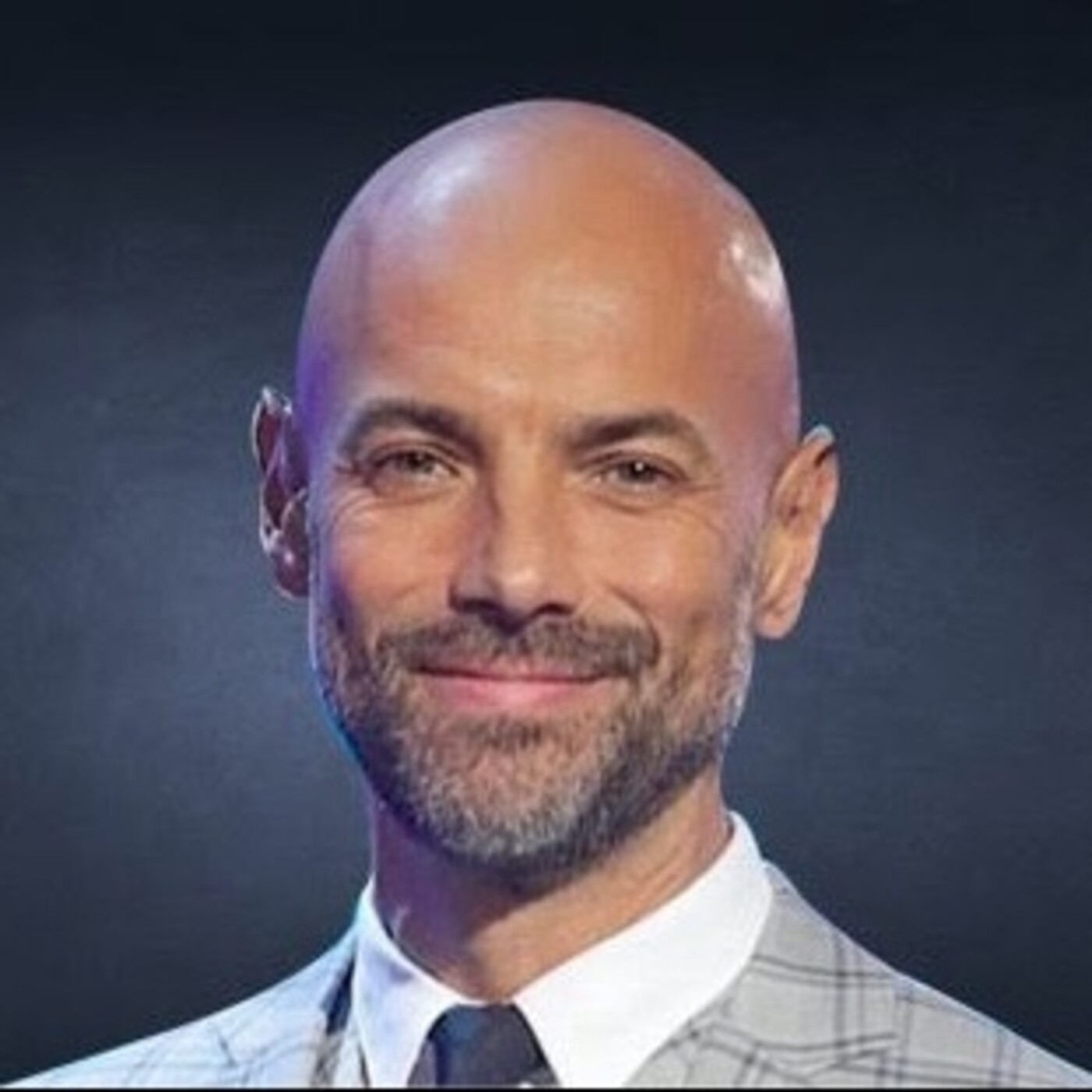 Javier Poza Listen Free on Castbox.
