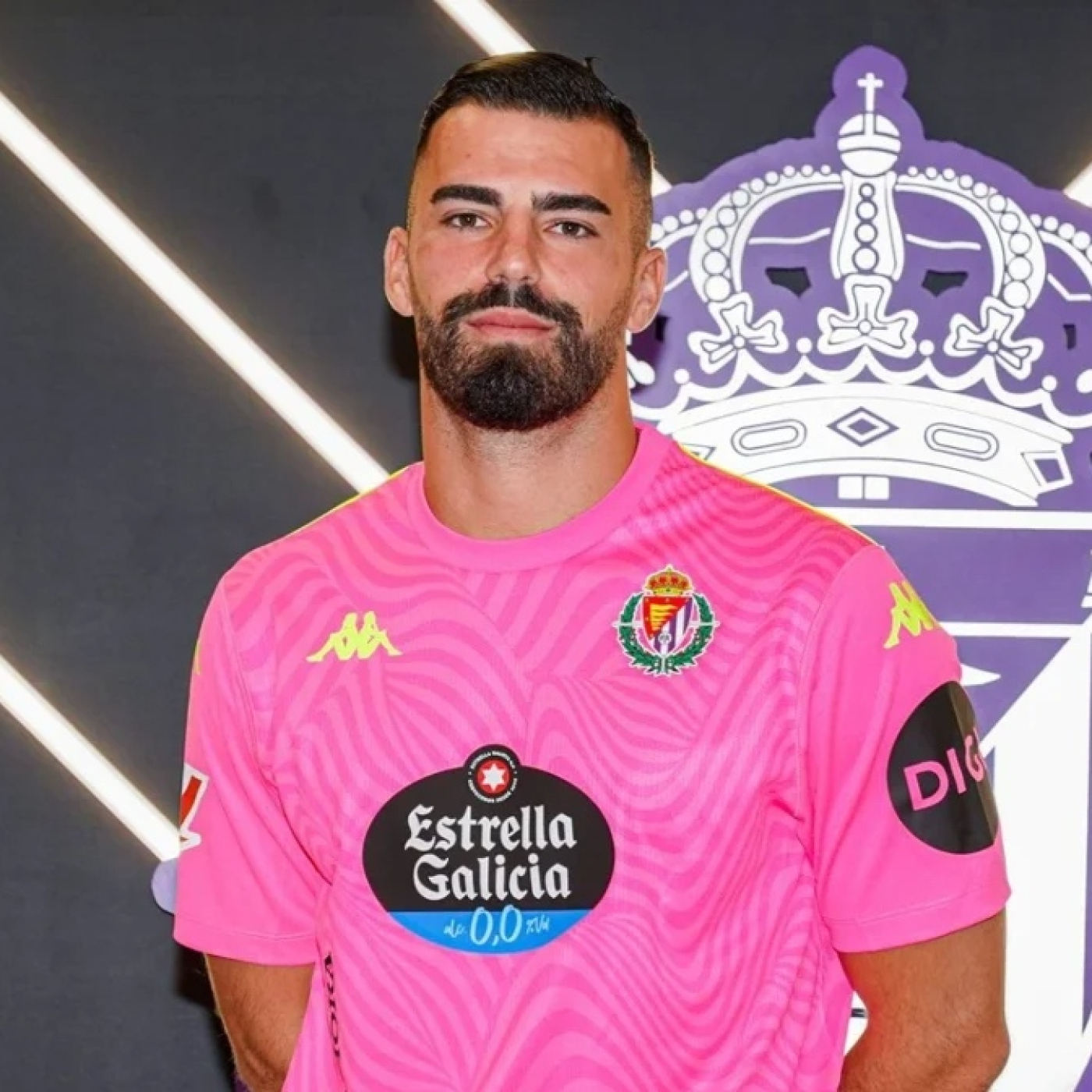 El Real Valladolid cierra su portería en el inicio liguero episode artwork