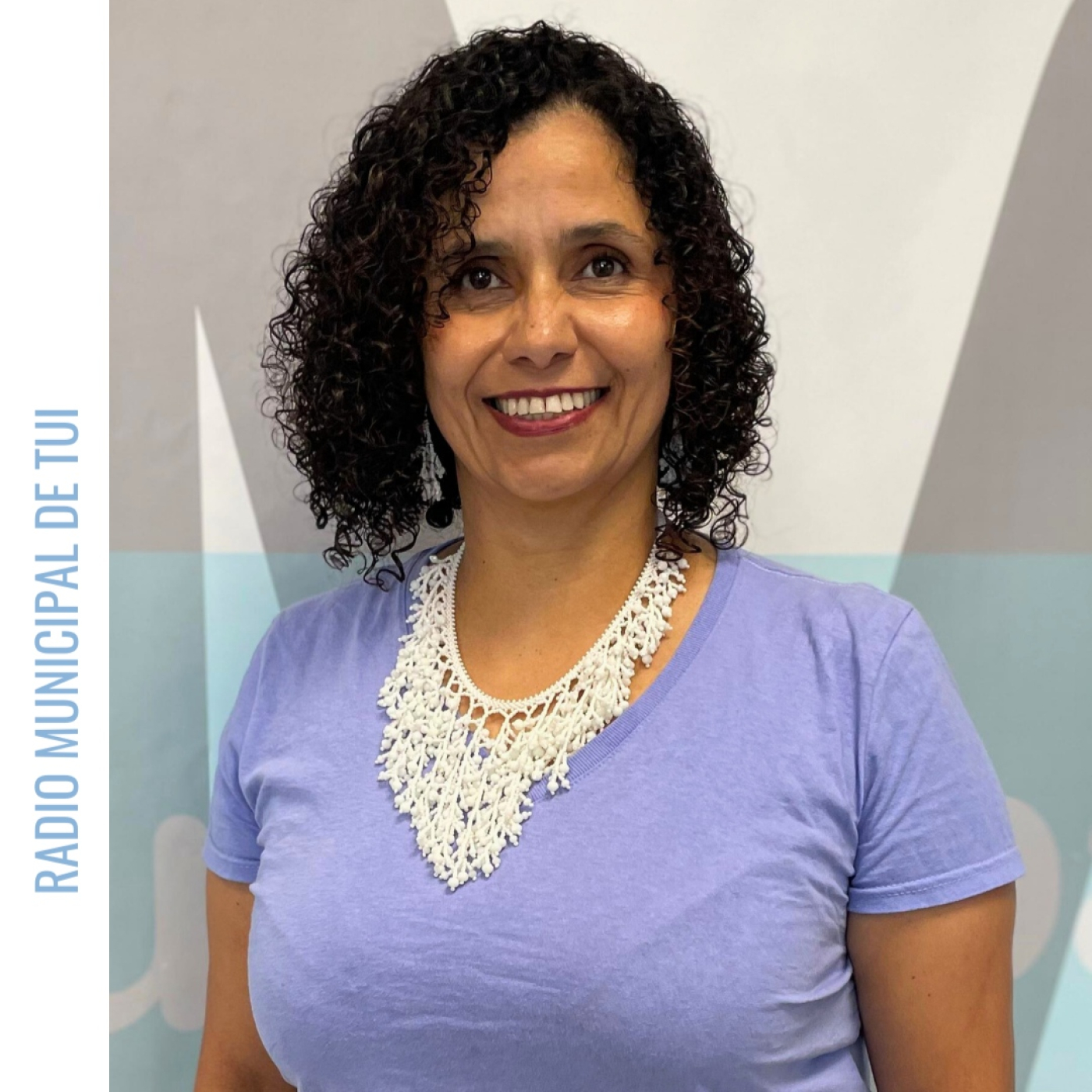 Ent. Minerva Ojeda, coordinadora da Aula da UNED de Tui | Comezo de cursos episode artwork