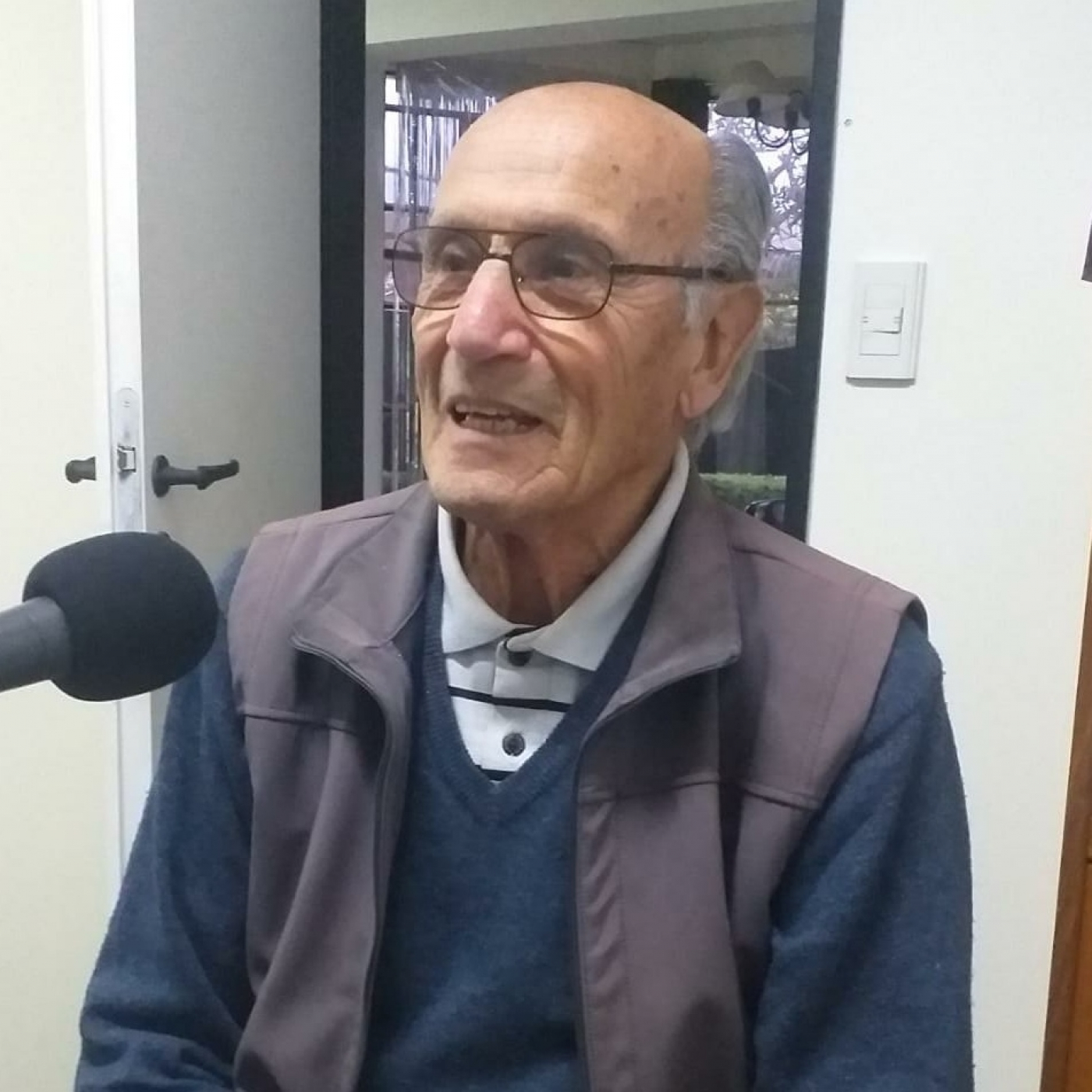 Alberto Coco Basualdo mayo 2023 episode artwork