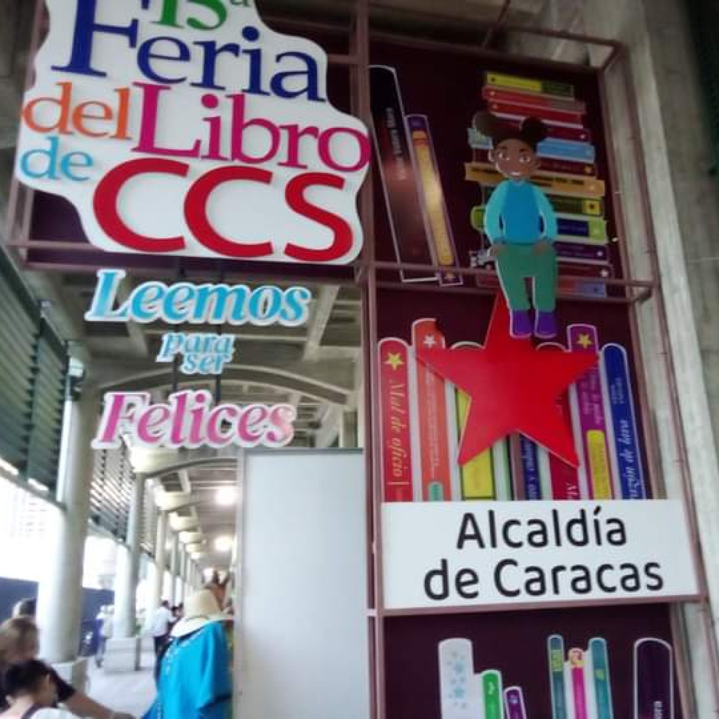 Destacada presencia cubana en XV Feria del libro de Caracas