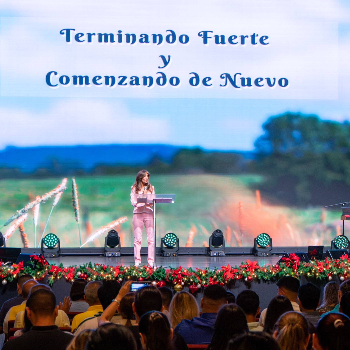 Pra. Bethany Abreu | Terminando Fuerte y Comenzando de nuevo | 29-12-2024 episode artwork