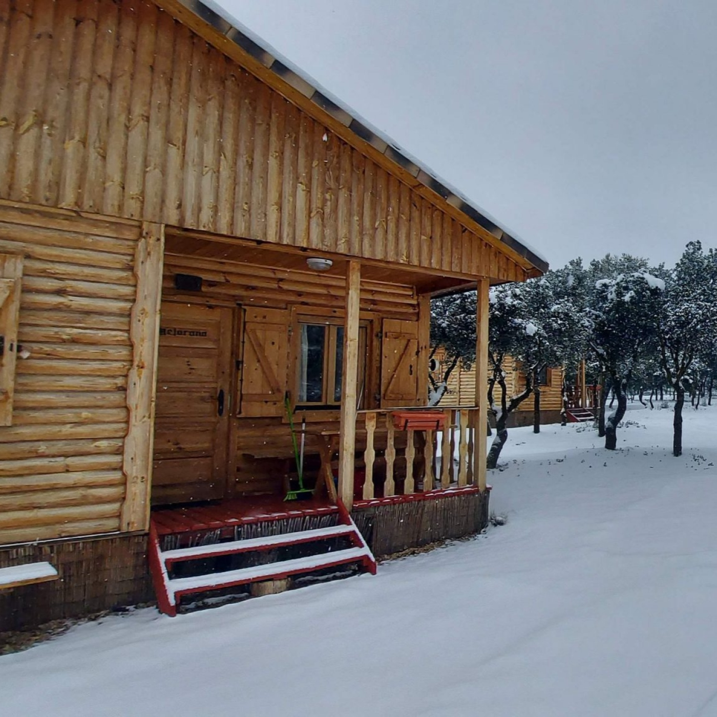 Dos semanas sin cobertura en el Camping Sierra María: "Tengo que hacer 8 kilómetros para poder hablar" episode artwork
